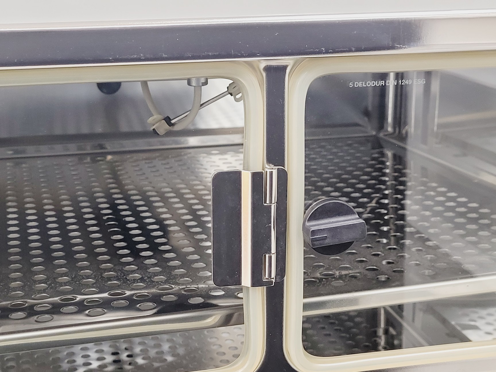 Image of Heraeus BB 6220 CUO2 Incubator Lab