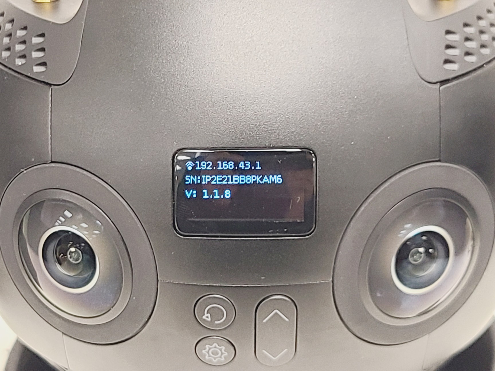 Image of Insta360 Pro 2 with 2 x Rechargable Batteries, Charging Cradle and Hard Case