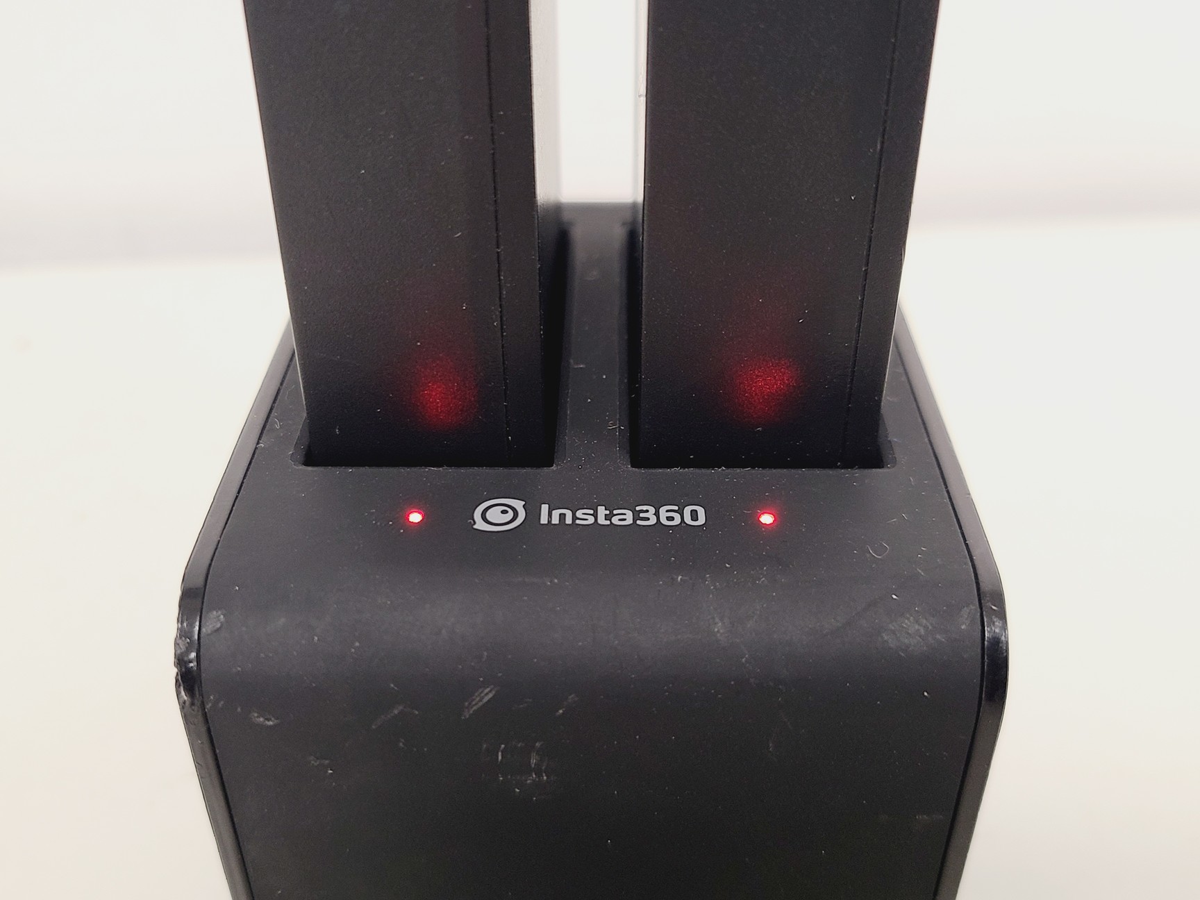 Image of Insta360 Pro 2 with 2 x Rechargable Batteries, Charging Cradle and Hard Case
