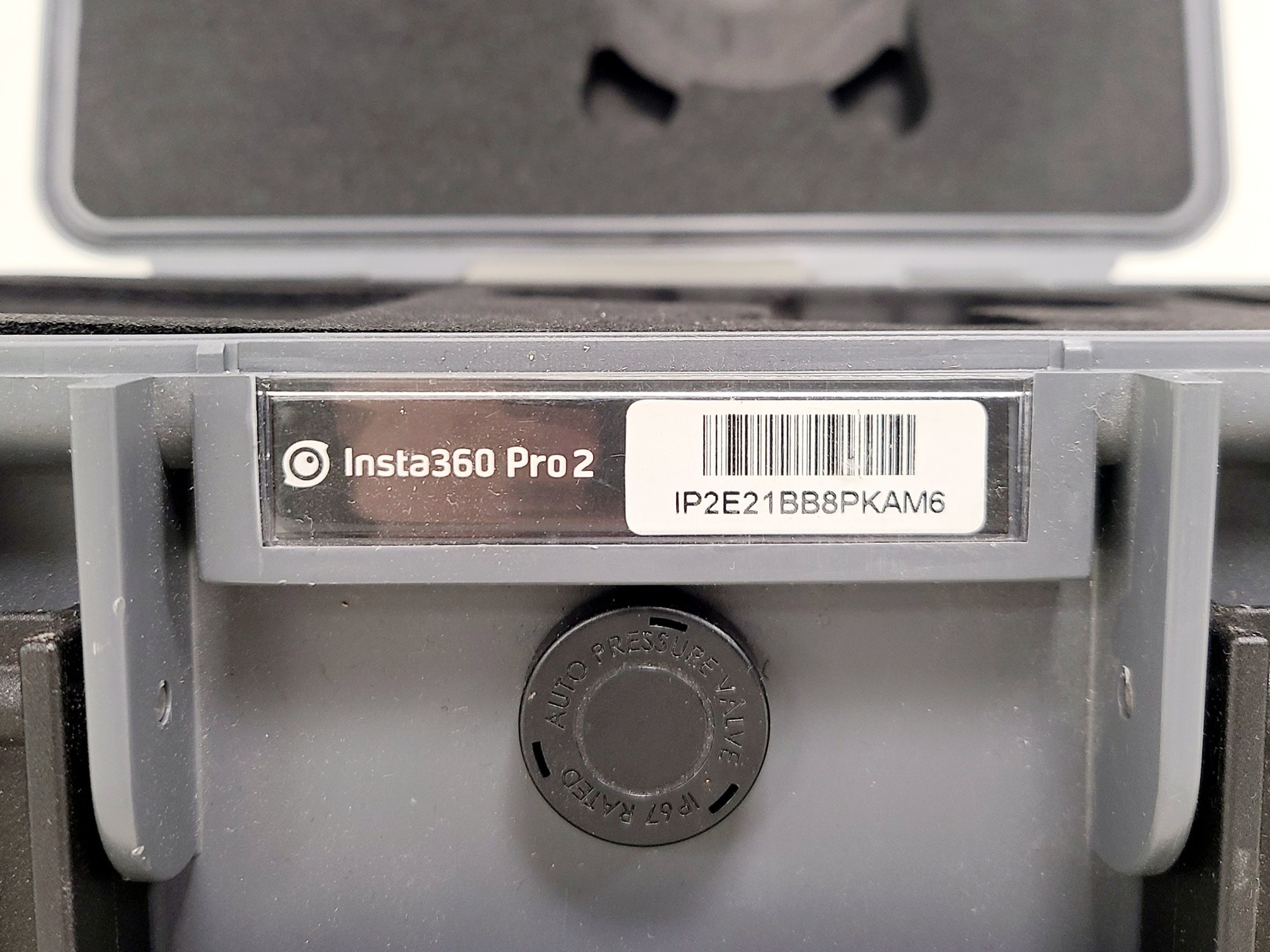 Image of Insta360 Pro 2 with 2 x Rechargable Batteries, Charging Cradle and Hard Case