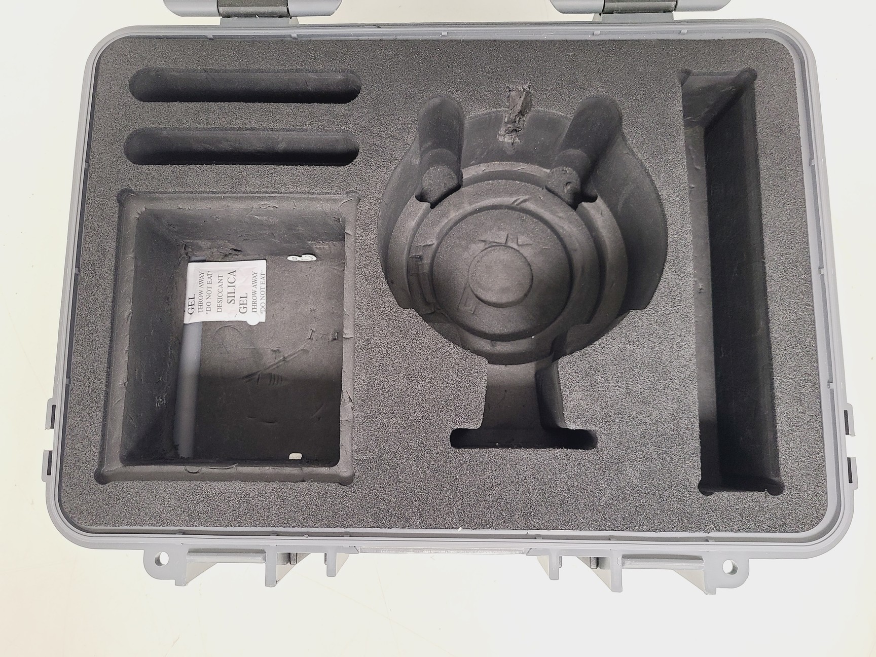 Image of Insta360 Pro 2 with 2 x Rechargable Batteries, Charging Cradle and Hard Case