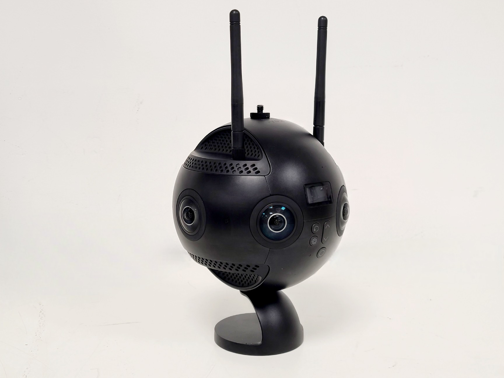 Image of Insta360 Pro 2 with 2x Rechargable Batteries in Hard Shell Carry Case