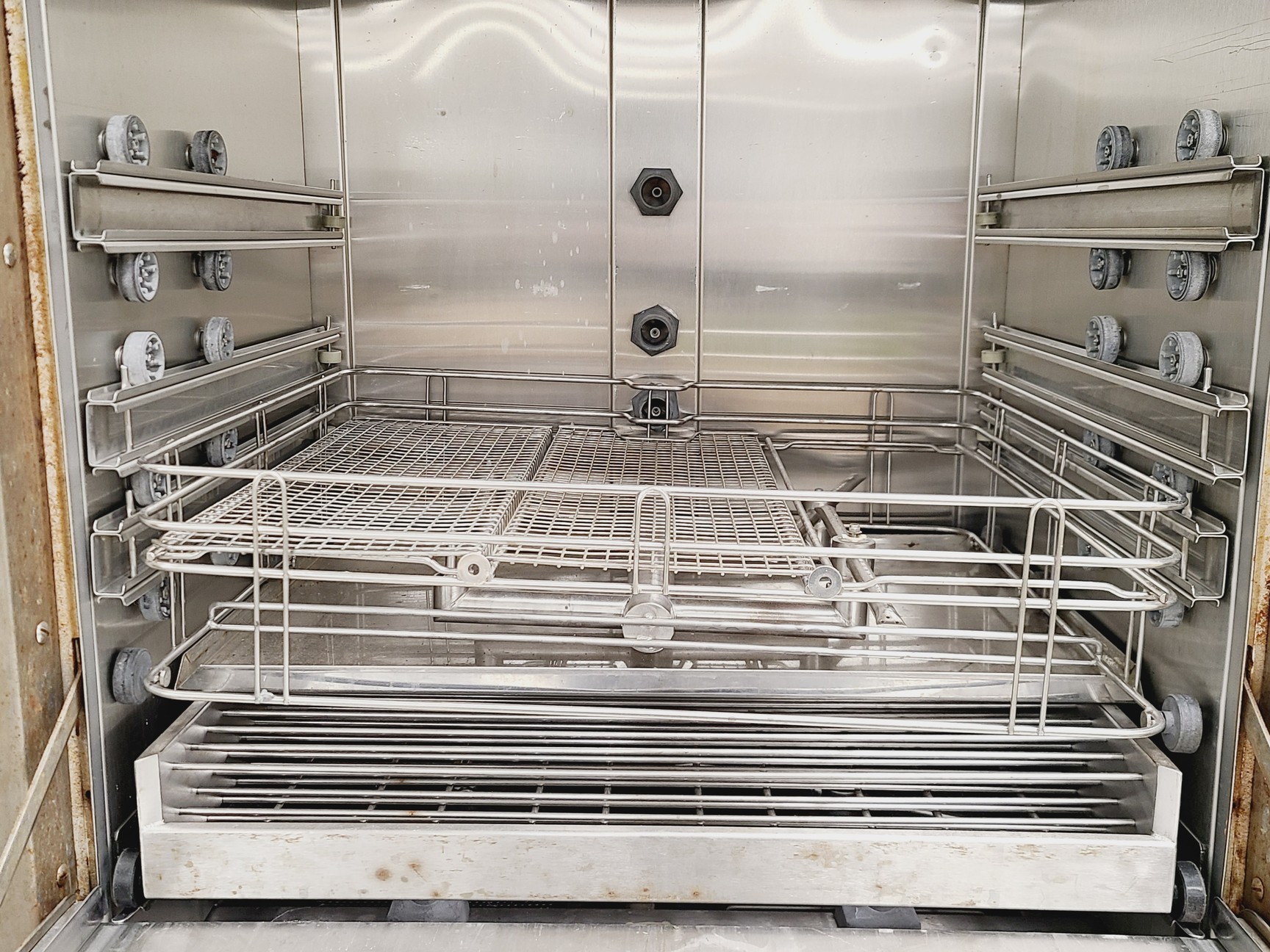 Image of Lancer 1400UP Lab Glassware Washer