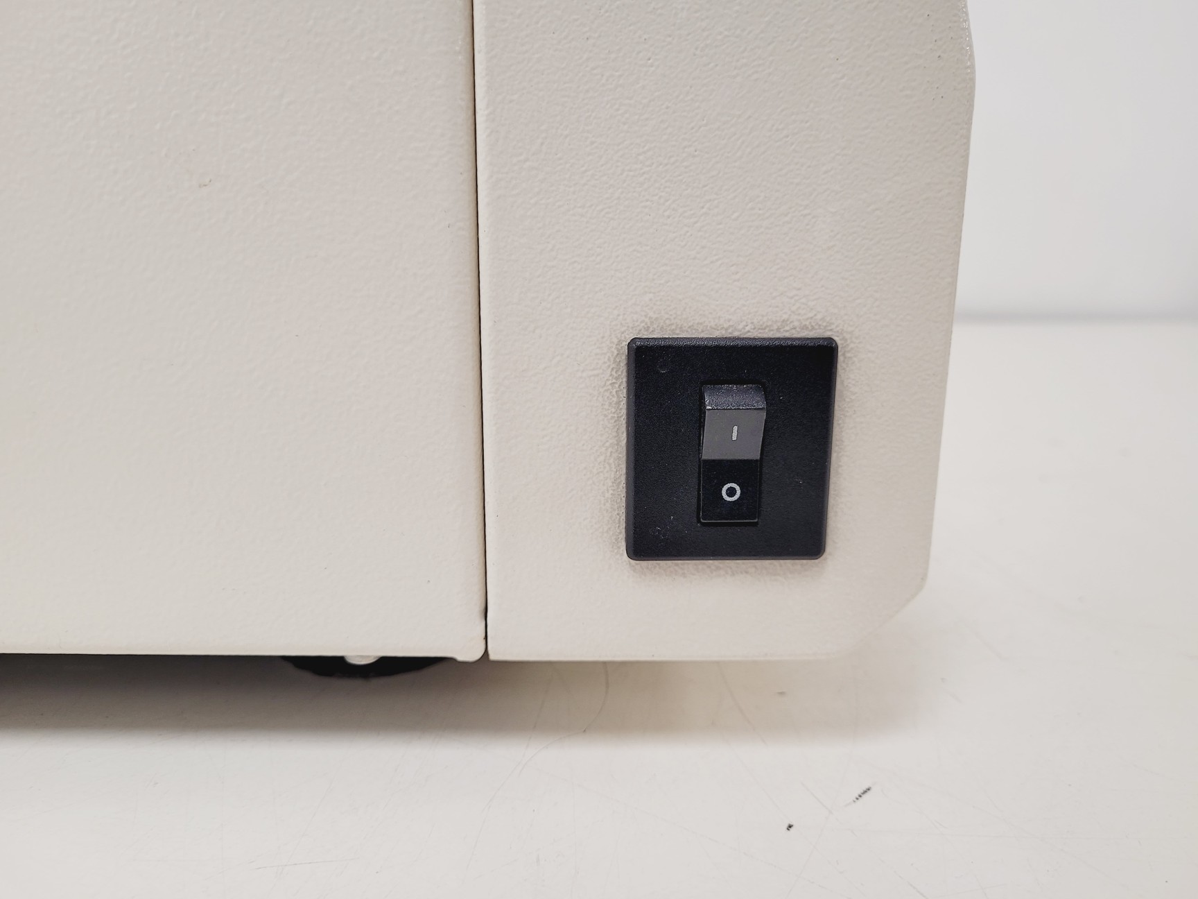 Image of ALC Large Benchtop Refrigerated Centrifuge PK131R