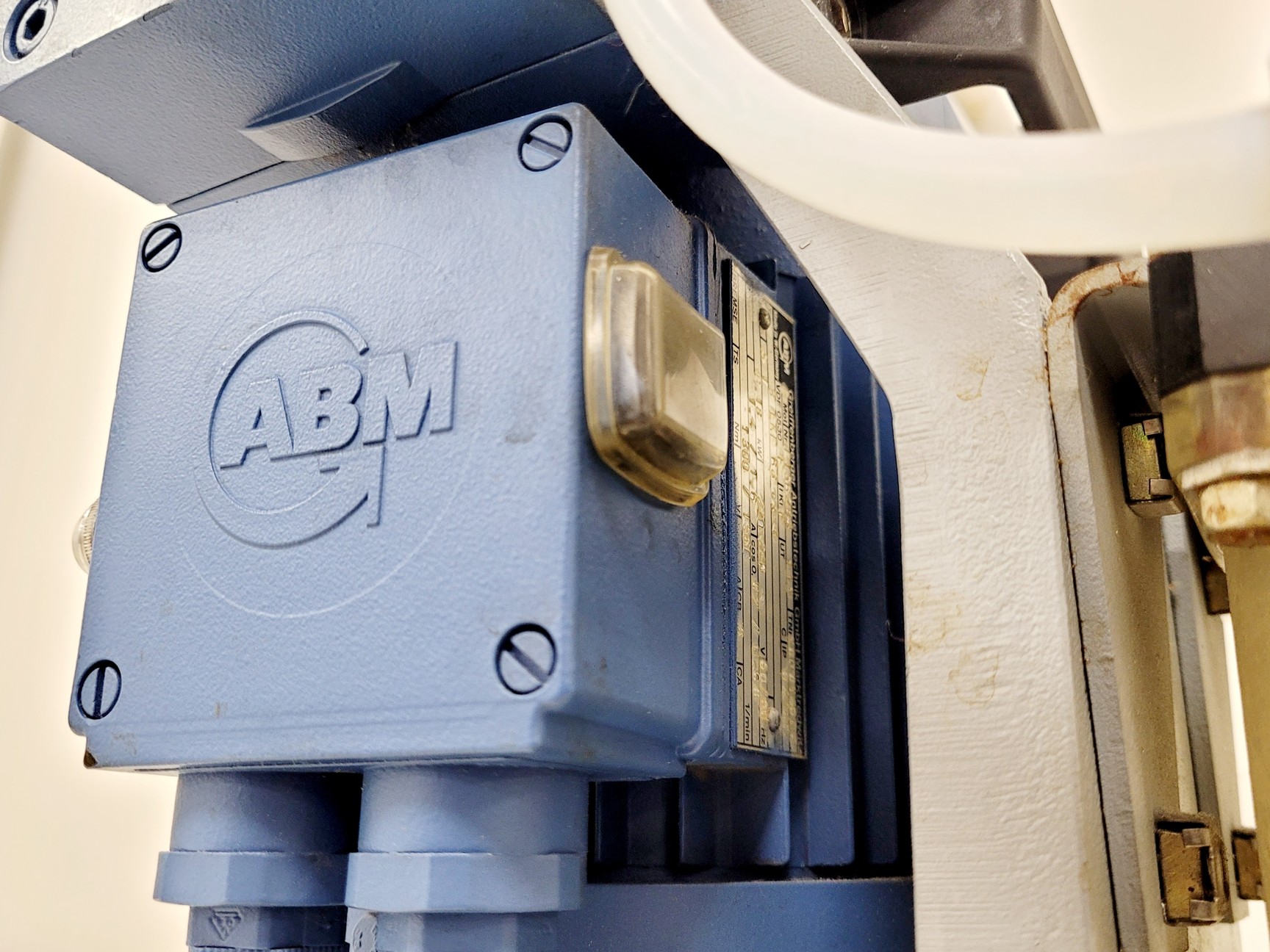 Image of Vacuubrand MZ 2C / 1.7 Diaphragm Vacuum Pump