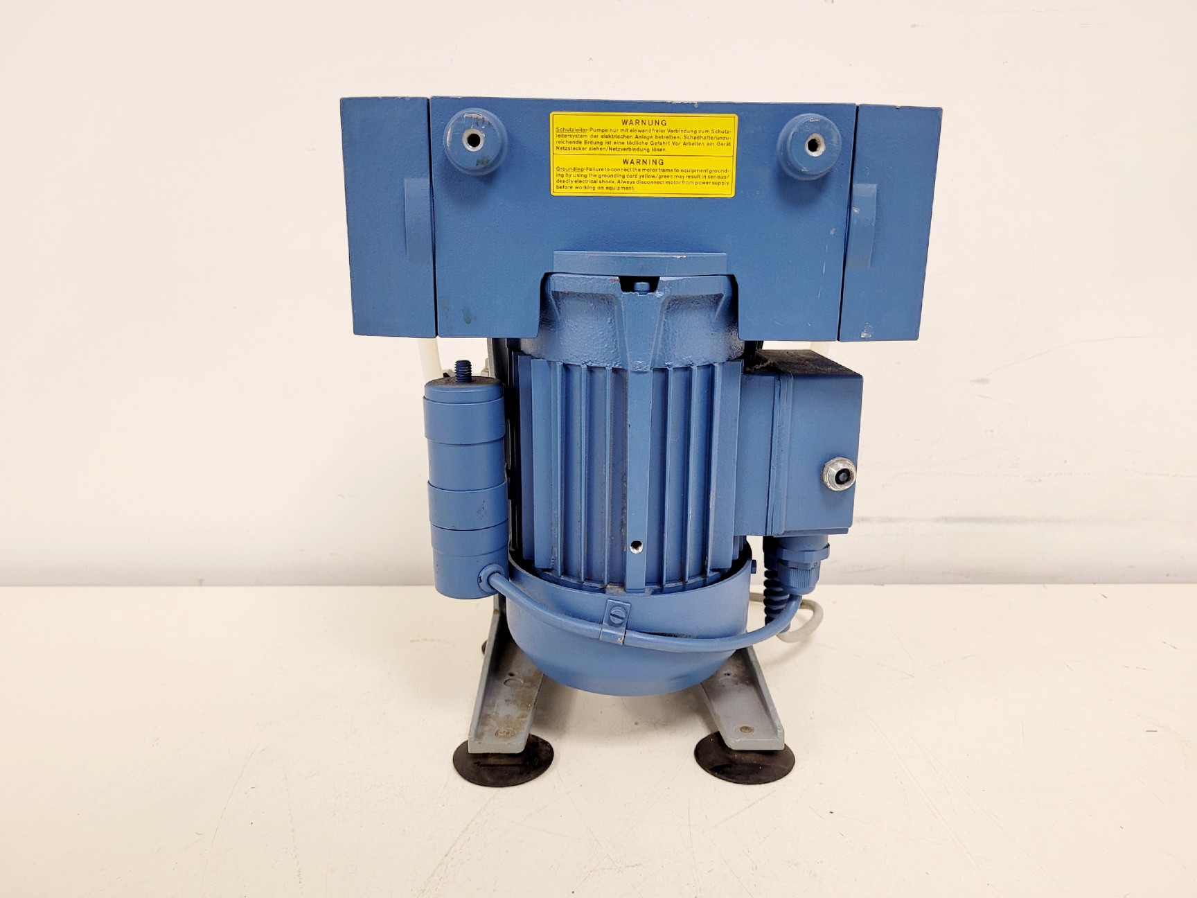 Image of Vacuubrand MZ 2C / 1.7 Diaphragm Vacuum Pump