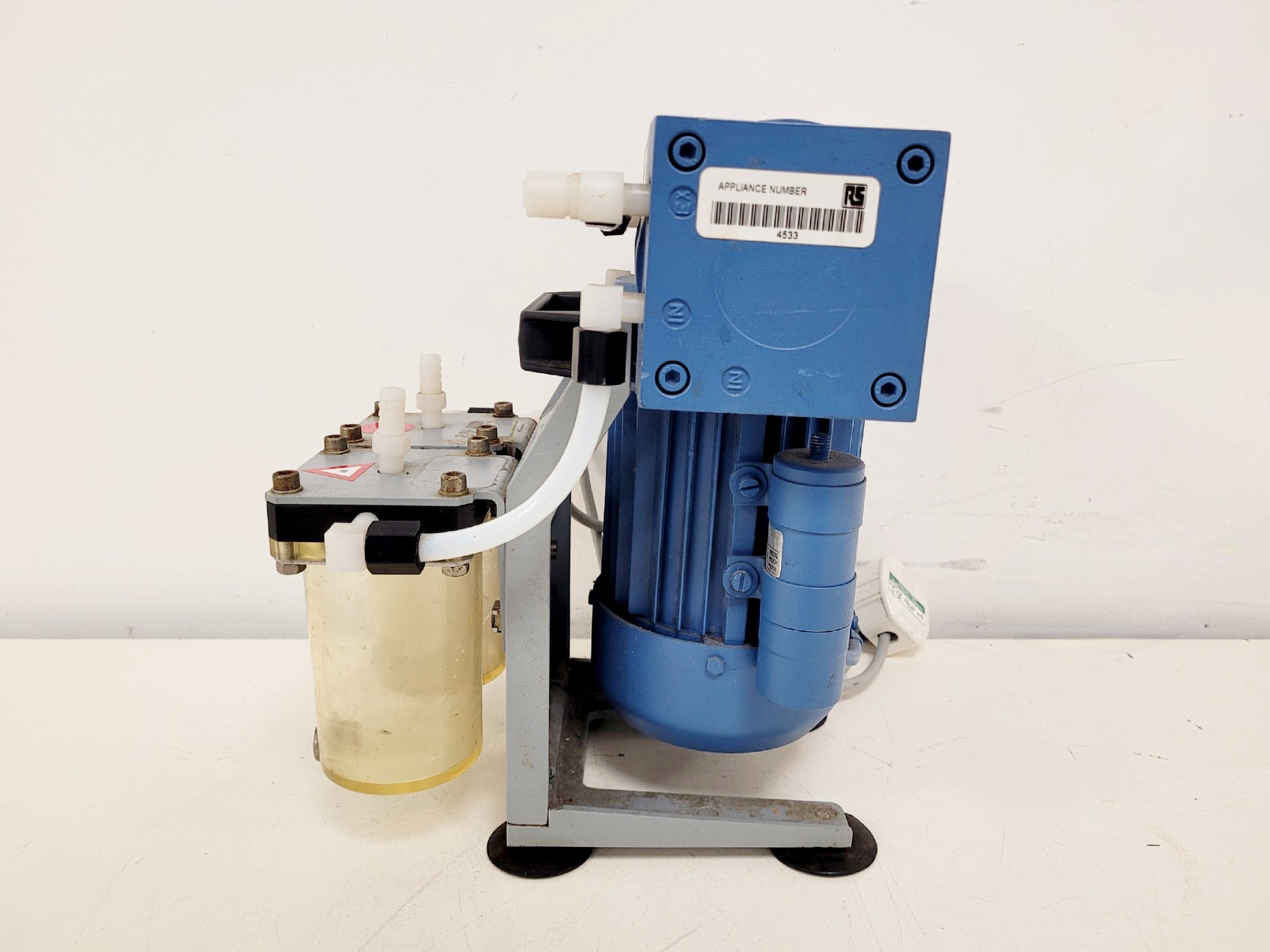 Image of Vacuubrand MZ 2C / 1.7 Diaphragm Vacuum Pump