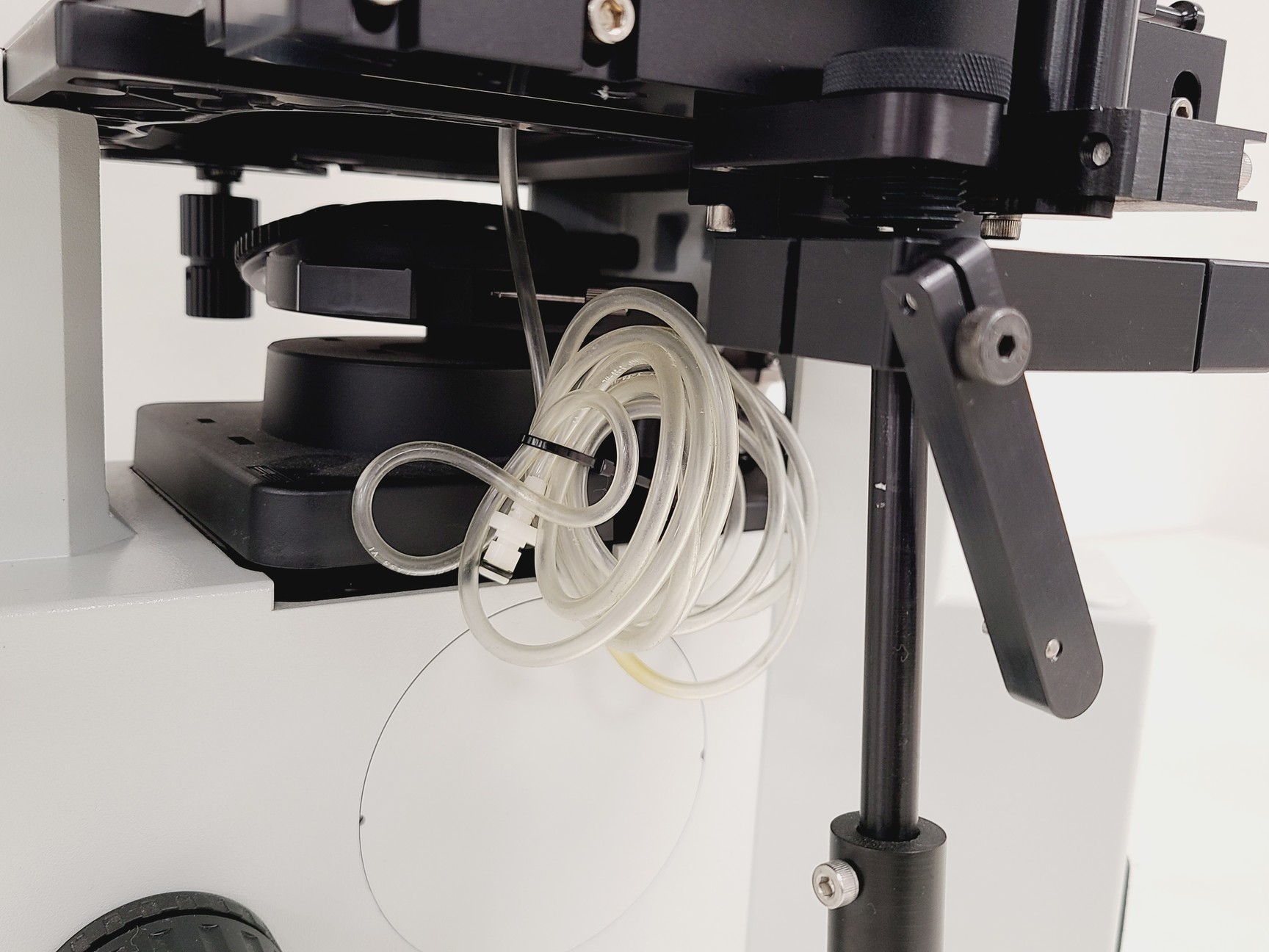 Image of Arcturus PixCell IIe LCM2105 Laser Capture Microdissection Microscope