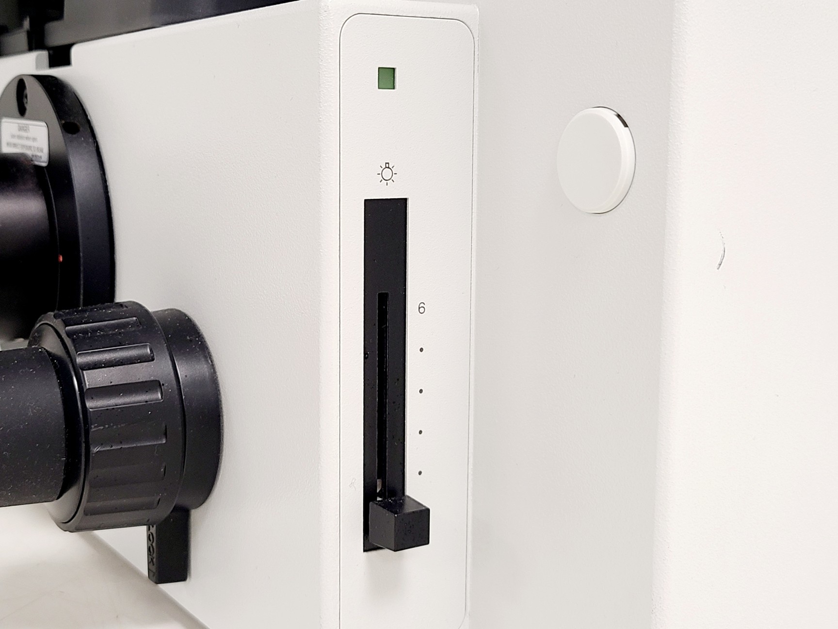 Image of Arcturus PixCell IIe LCM2105 Laser Capture Microdissection Microscope