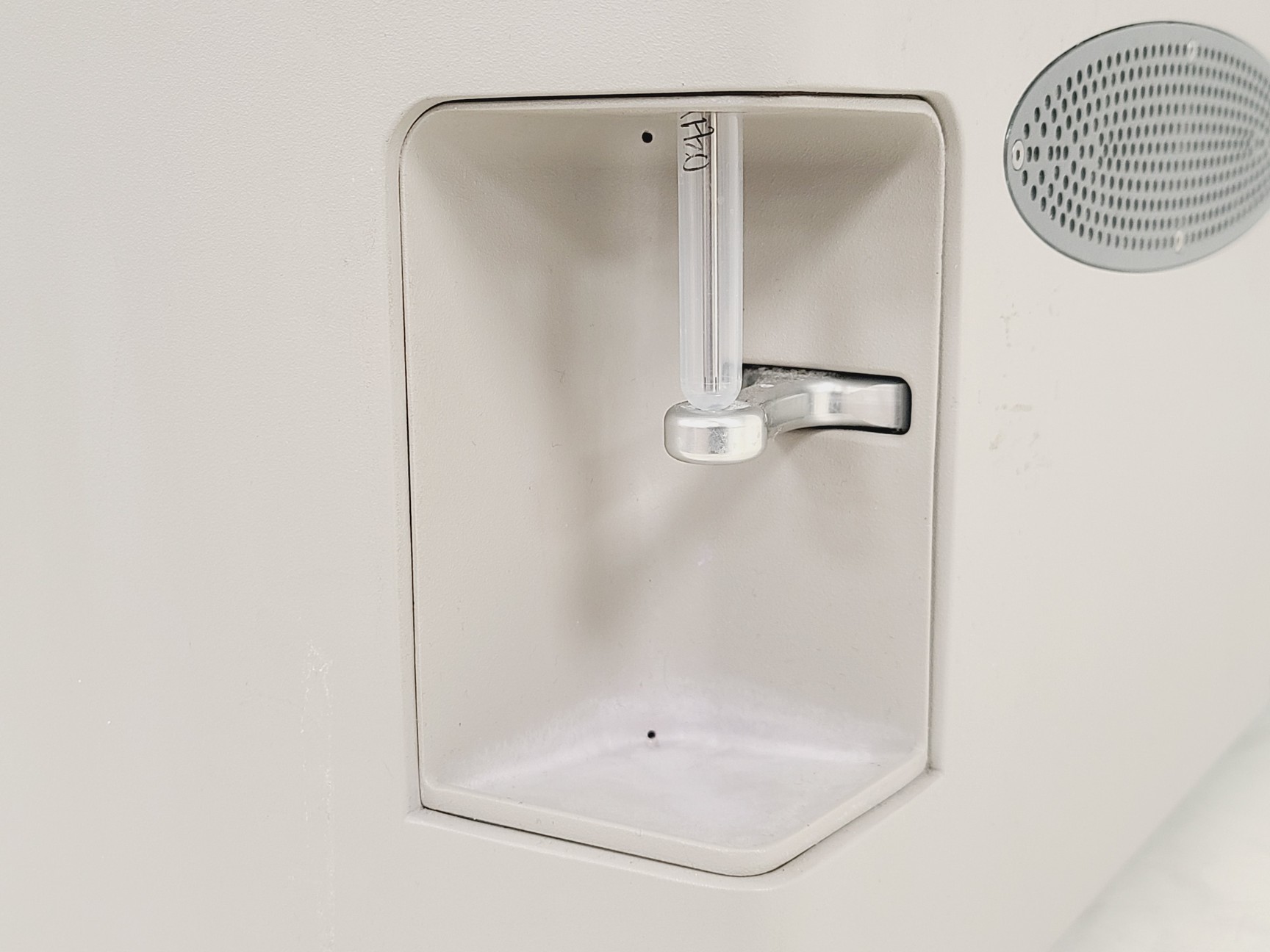 Image of Beckman CyAn ADP Flow Cytometer with DAKO Sheath Management System Lab