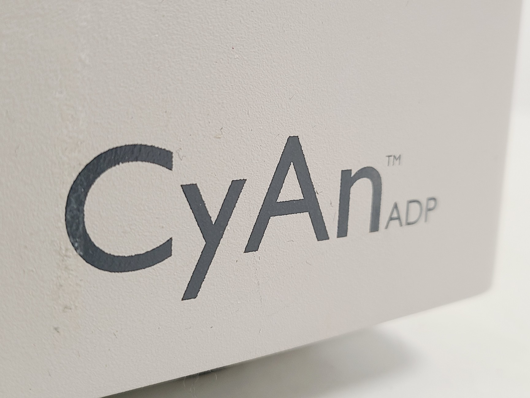 Image of Beckman CyAn ADP Flow Cytometer with DAKO Sheath Management System Lab