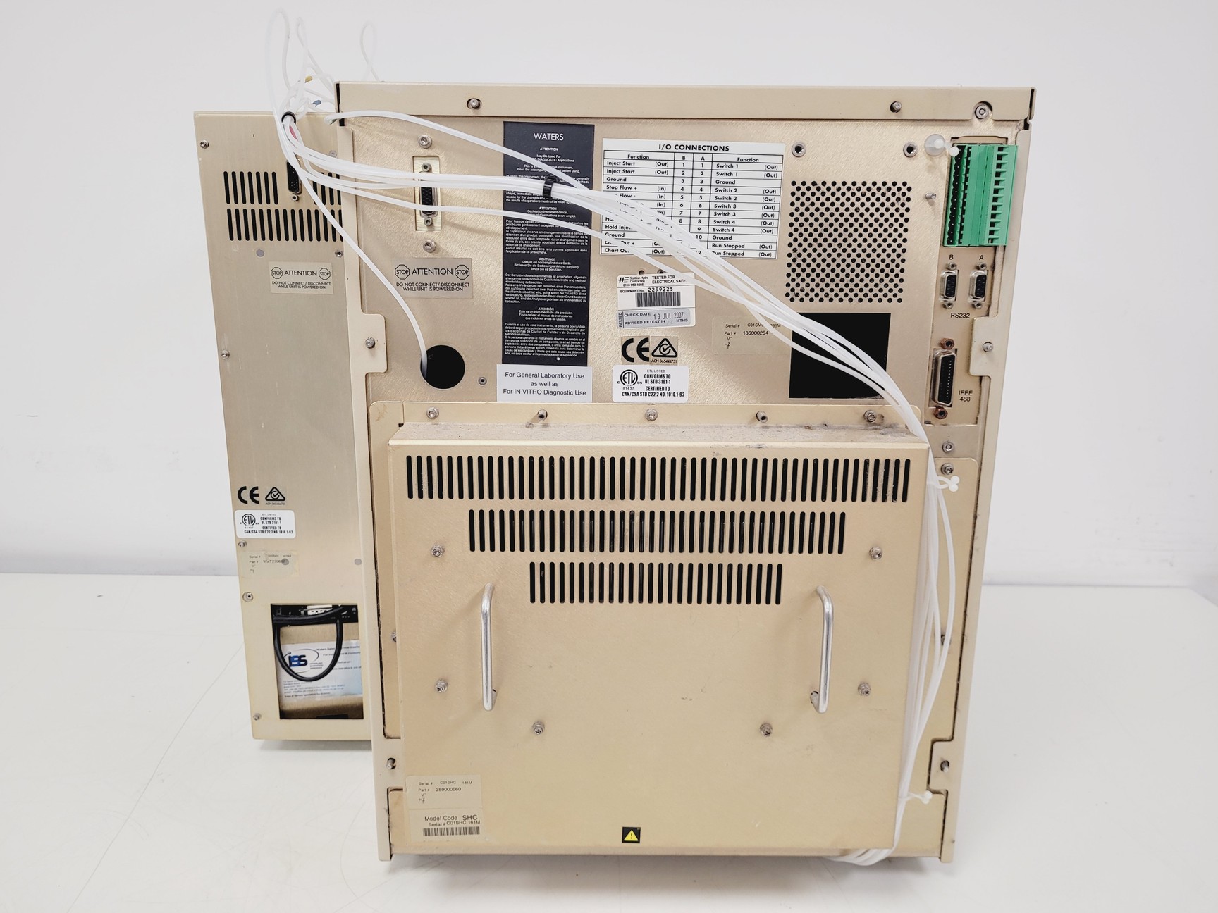 Image of  Waters 2795 Separations Module, 2 x Waters 996 Photodiode Array Detectors