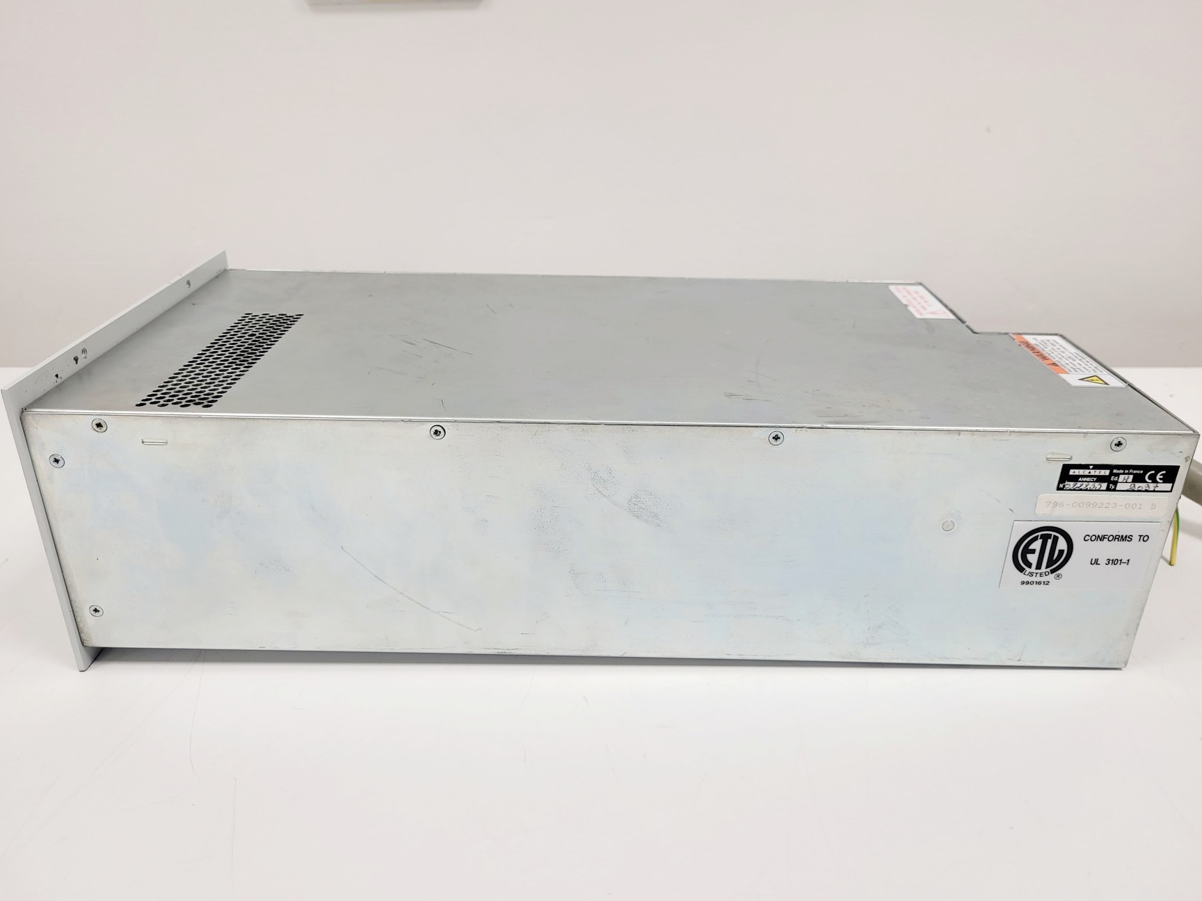 Image of Alcatel ATH 1300M Turbopump & Alcatel ACT 1300M Turbopump Controller