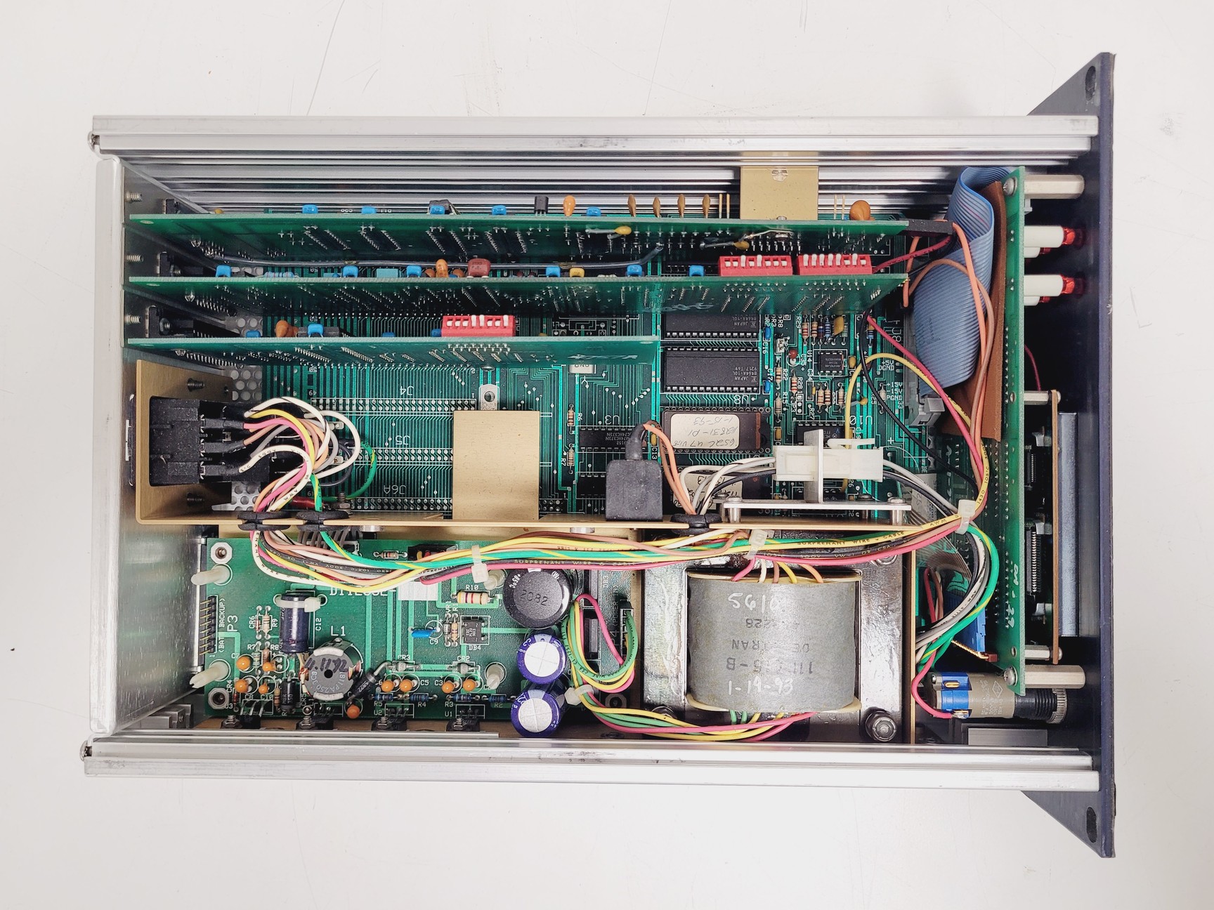 Image of MKS Type 652 Self Tuning Pressure Controller