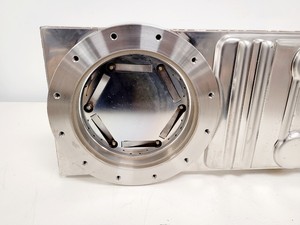 Thumbnail image of VAT High Vacuum Control Gate Valve & 84021-RI Motorised Actuator