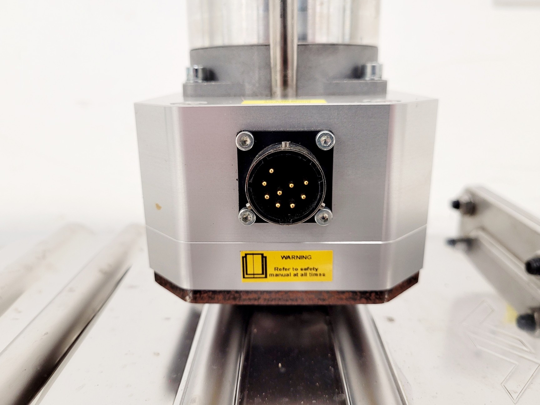 Image of VAT High Vacuum Control Gate Valve & 84021-RI Motorised Actuator