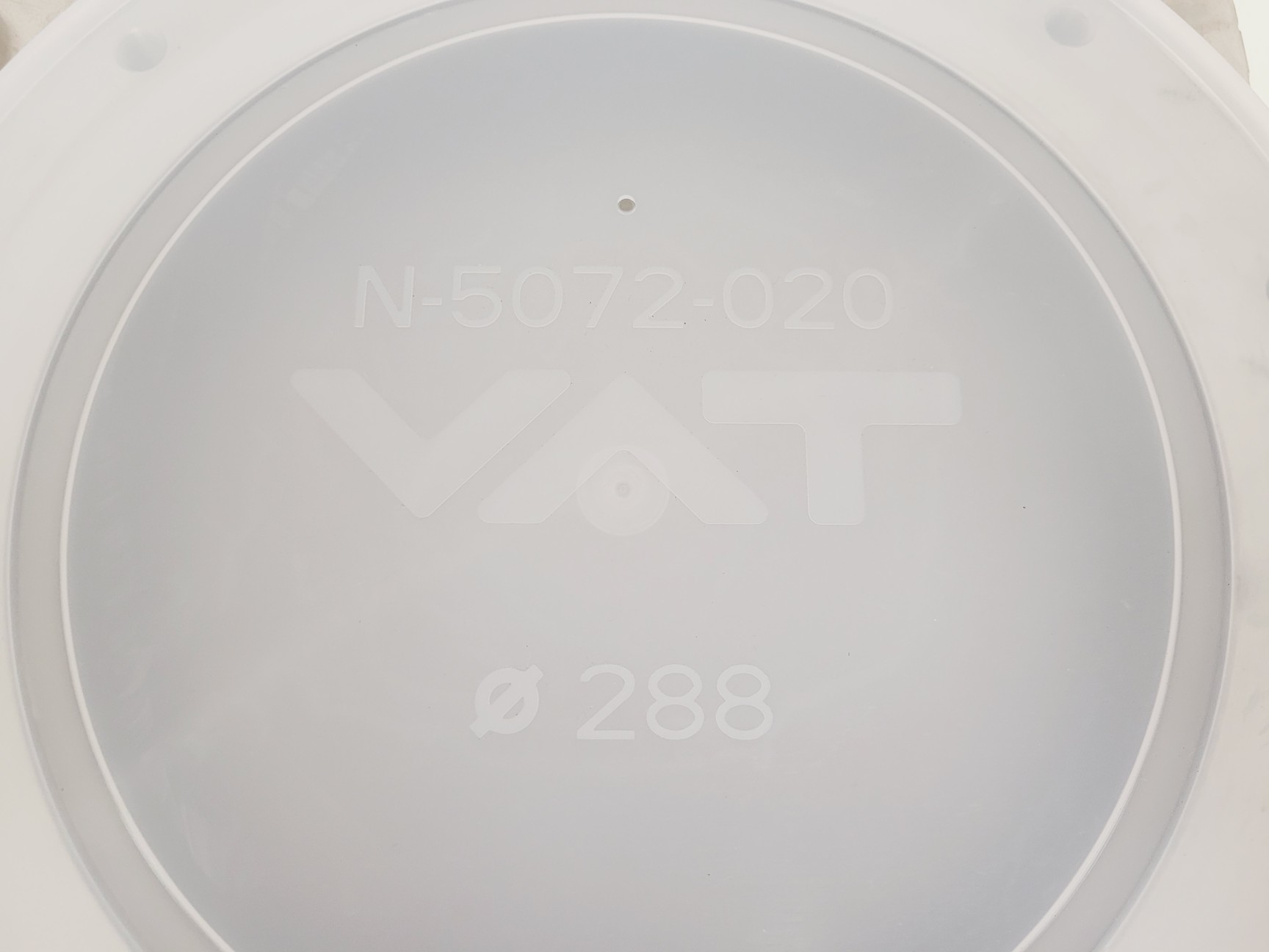 Image of VAT High Vacuum Control Gate Valve & 84021-RI Motorised Actuator