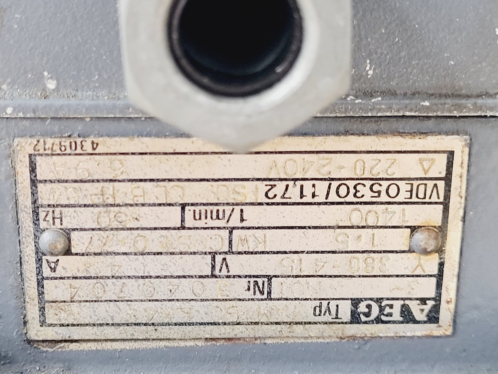 Image of Edwards EH240/E2M40 High Vacuum Booster & Leybold 16830 Ruvac Adapter