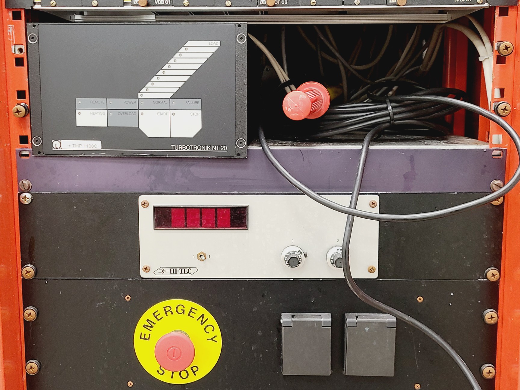 Image of Leybold L560 Sputter Deposition System
