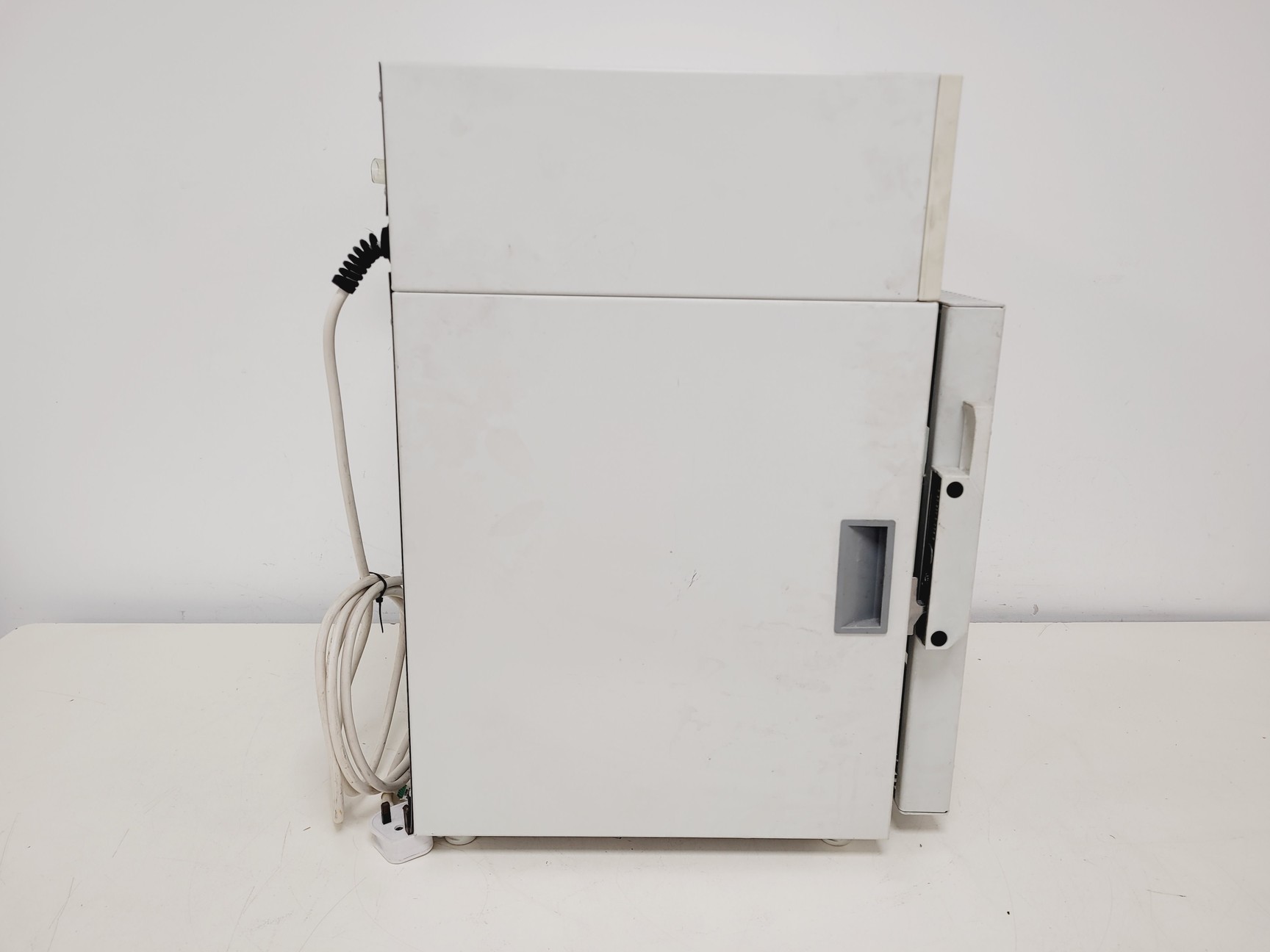 Image of Heraeus Instruments Vacutherm VT6025 Vacuum Oven