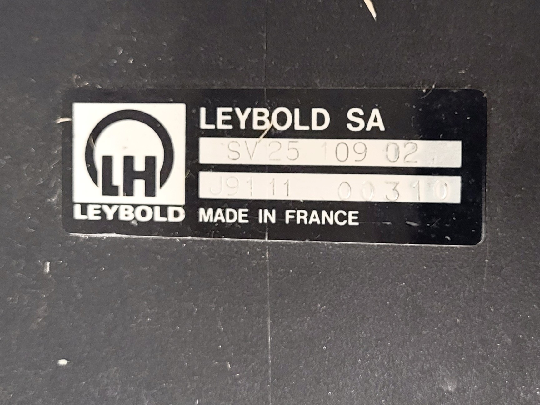 Image of Leybold SOGEVAC SV25 B Rotary Vane Vacuum Pump With Gas Ballast