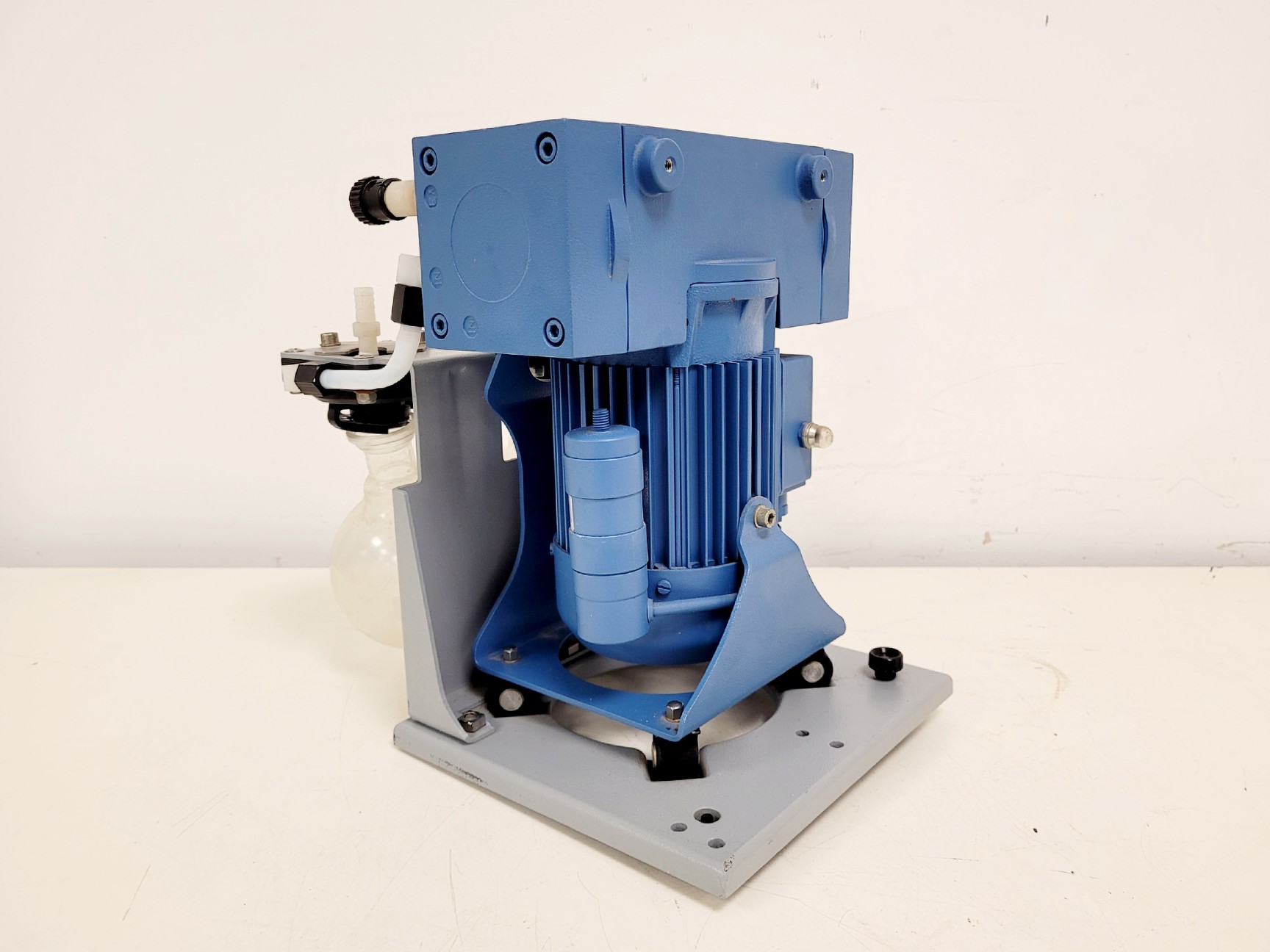 Image of Vacuubrand MZ 2C Diaphragm Vacuum Pump