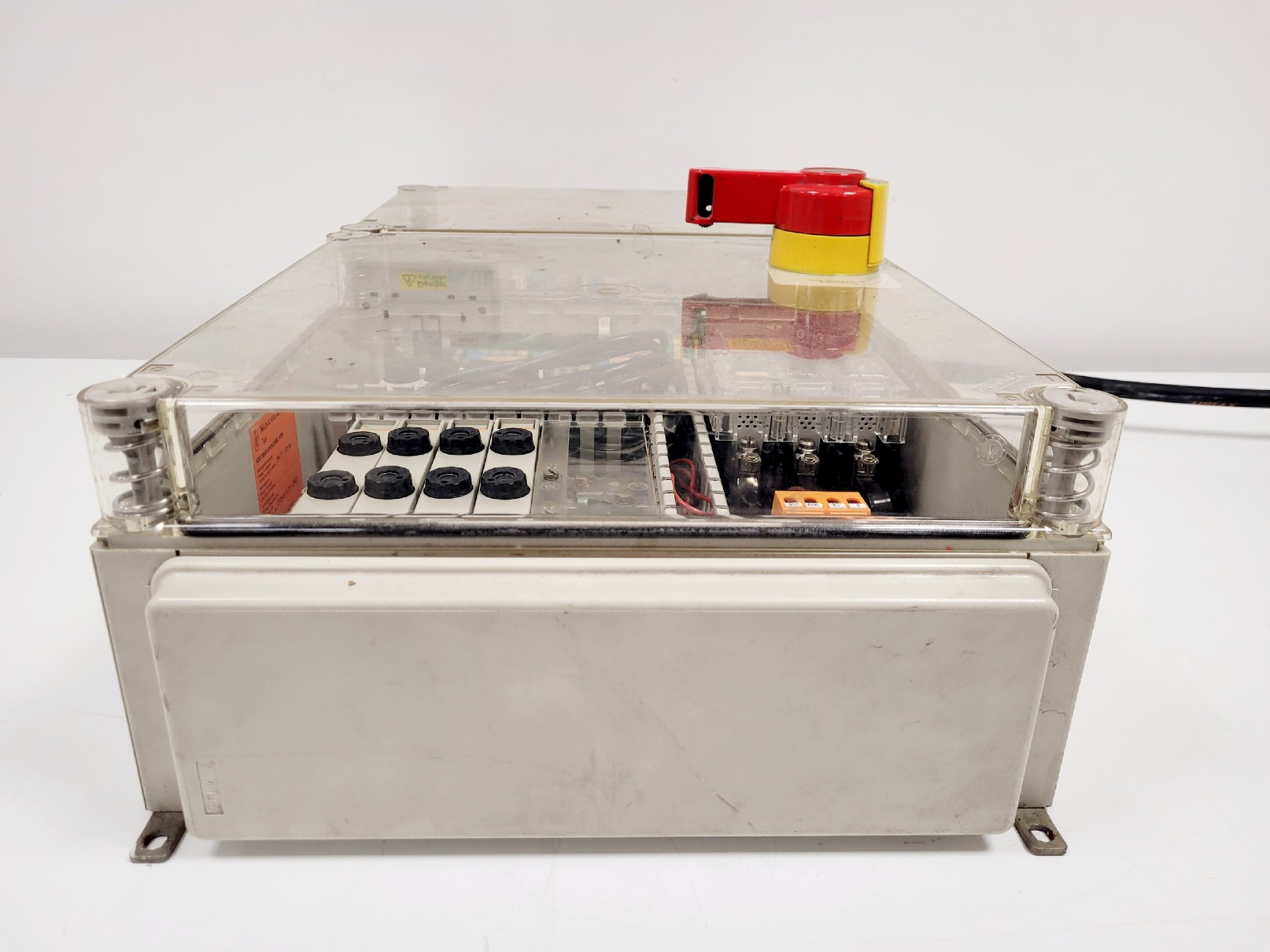 Image of Leybold Univex 450 Electron Beam Evaporator System w/ Control Unit 