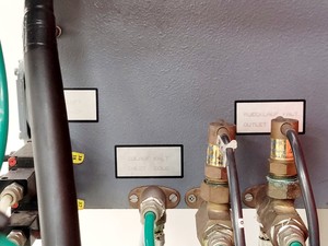 Thumbnail image of Leybold Univex 450 Electron Beam Evaporator System w/ Control Unit 