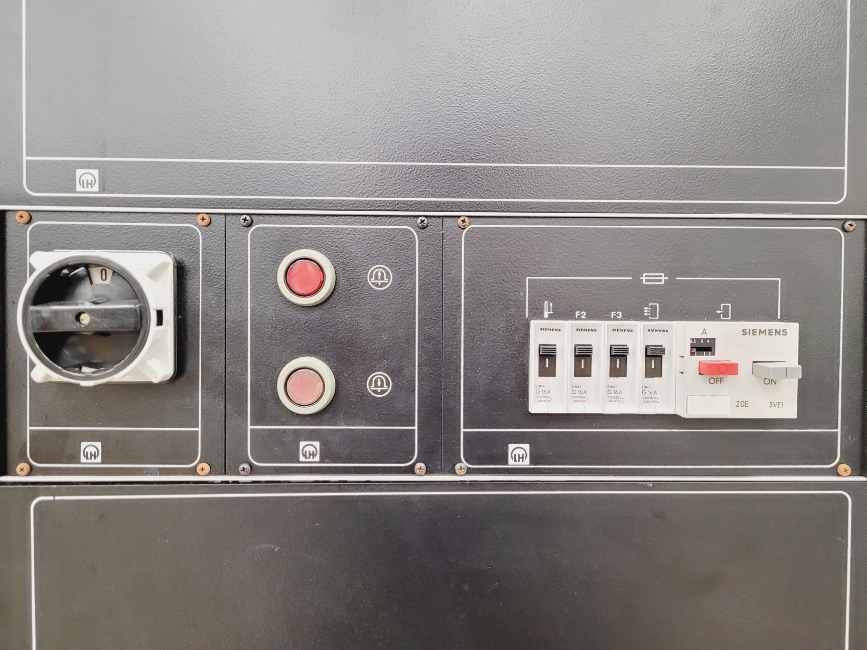 Image of Leybold Univex 450 Electron Beam Evaporator System w/ Control Unit 