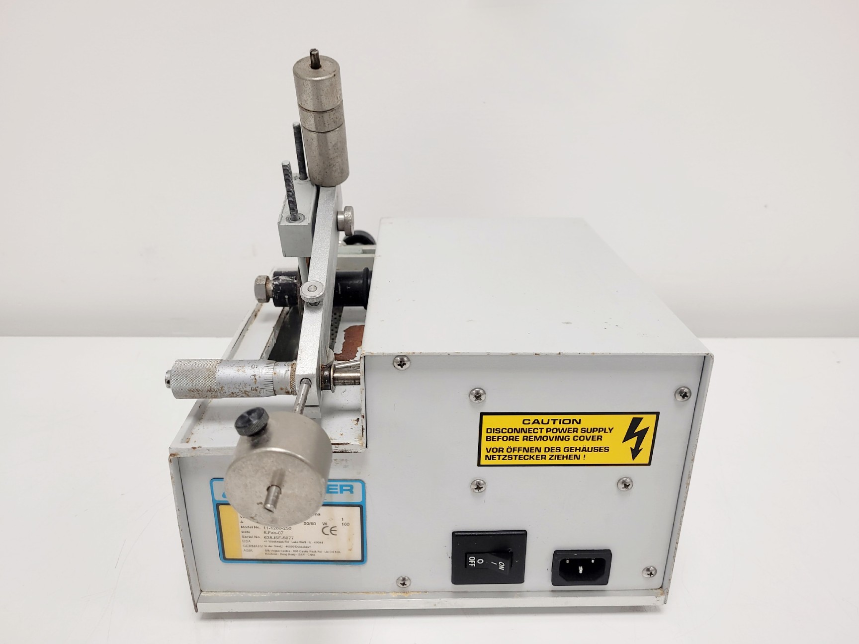 Image of Buehler IsoMet 11-1280-250 Low Speed Saw 