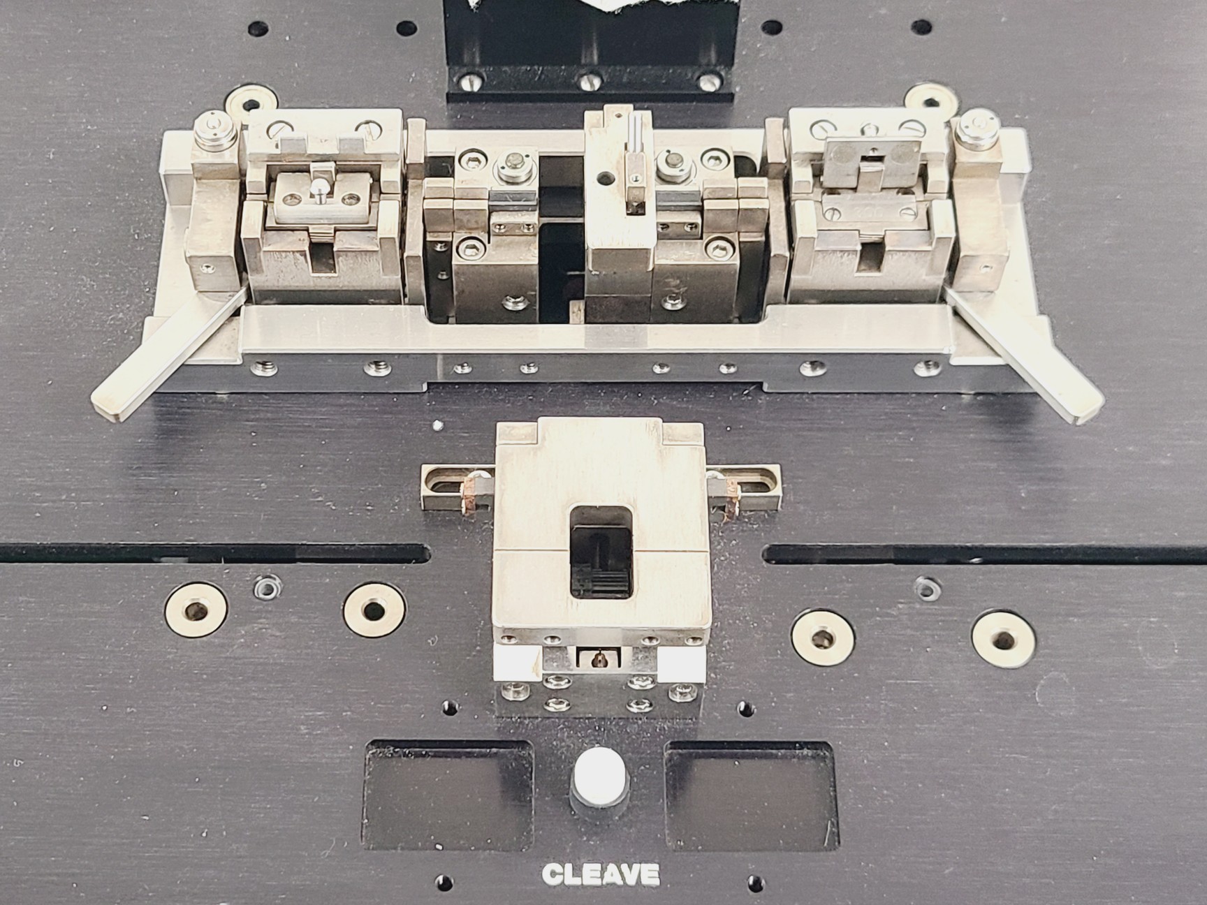 Image of VYTRAN Corporation Filament Fusion Splicing System w/ Vacuum Pump Lab