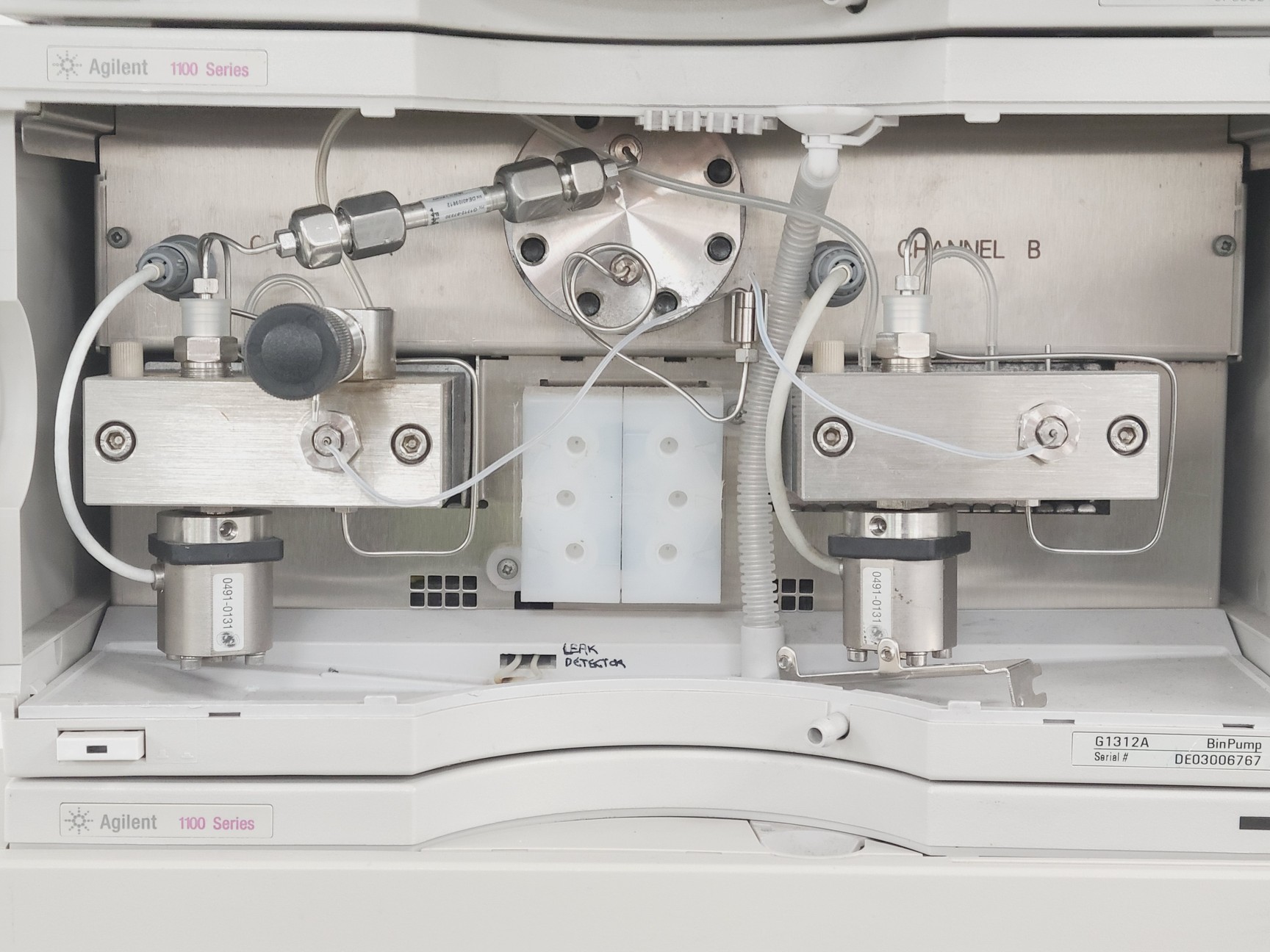 Image of Agilent 1100 Series HPLC w/ G1323B, G1322A, G1312A, G1316A, G1314A & G1329A Lab