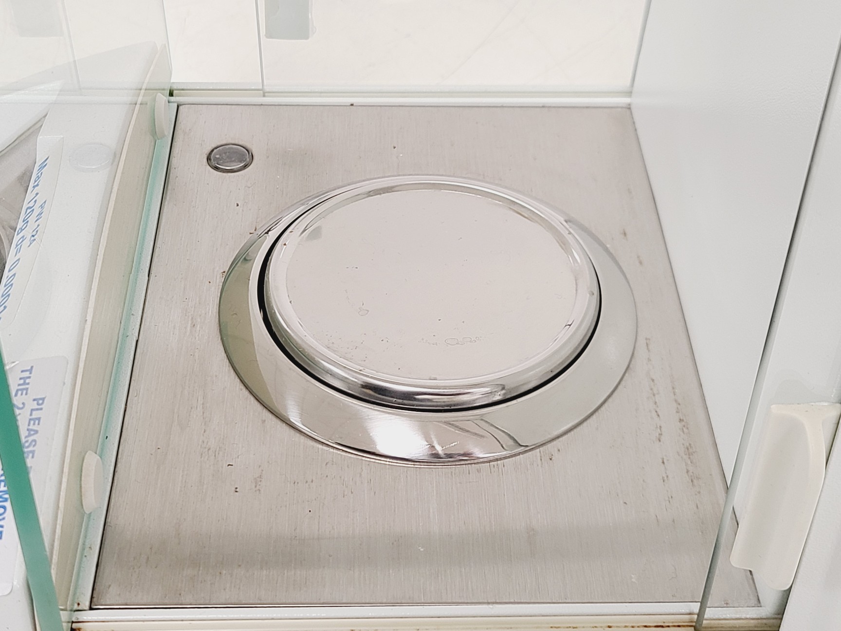 Image of Adam PW 124 4 Decimal Balance 4dp