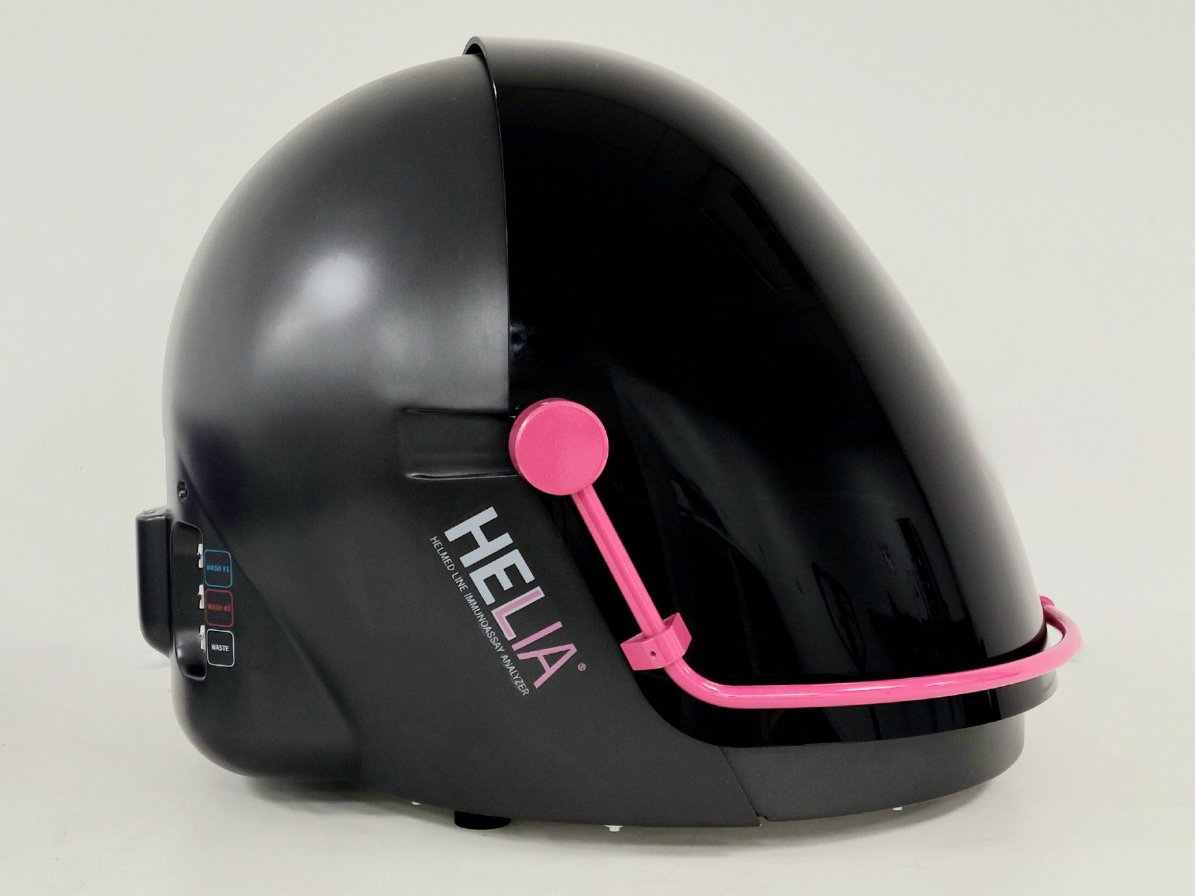 Image of AESKU Systems HELIA Helmed Line Immunoassay Analyser System Lab