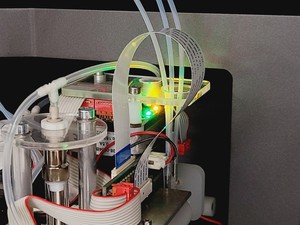 Thumbnail image of AESKU Systems HELIA Helmed Line Immunoassay Analyser System Lab