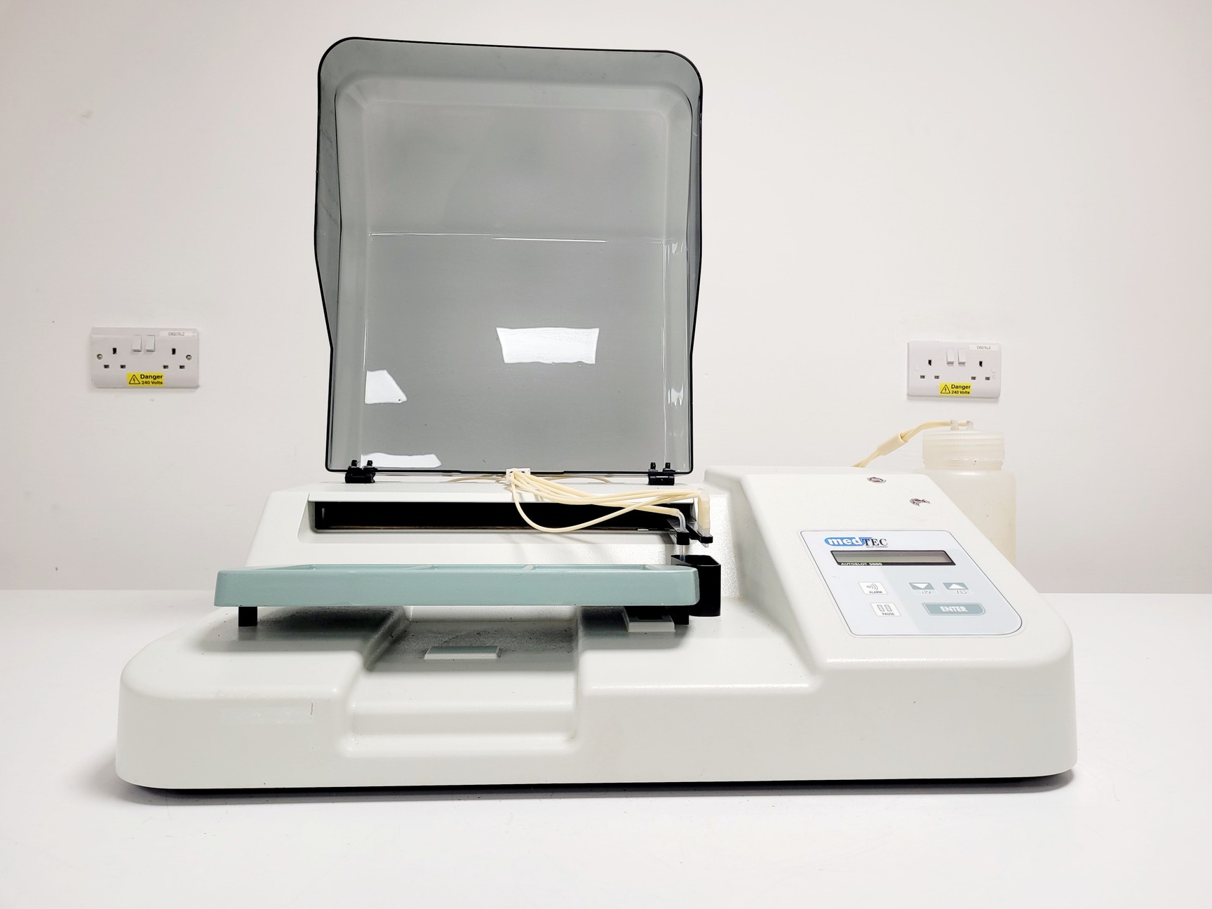 Image of MedTec Autoblot 3000 AB3000H Benchtop Strip Processor