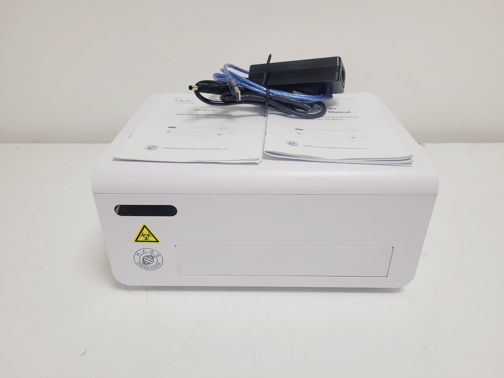 Image of Zheda Dixun DX-Reader Protein Chip Reader REF DX-C1