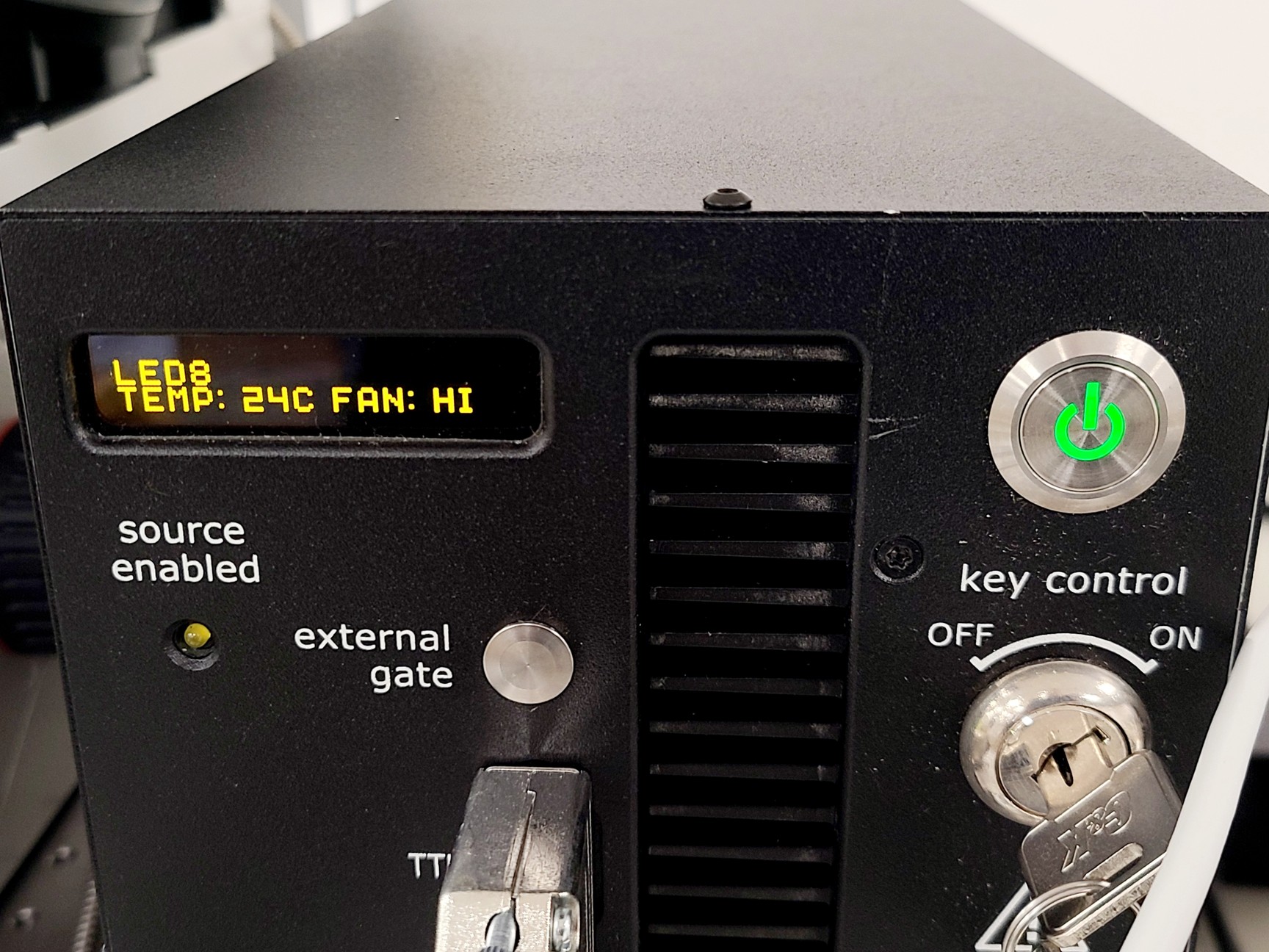 Image of Leica DMi8 Flourescent Microsope w/ CTR Advanced, LED8, DFC9000 GTC & Nexus