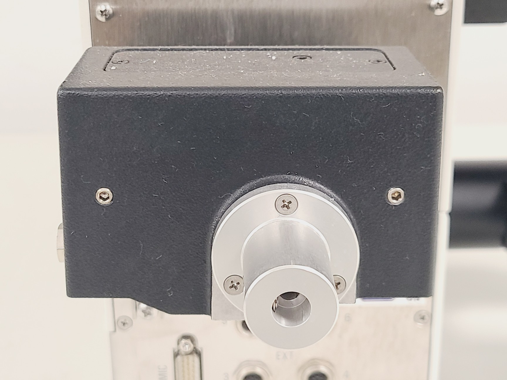 Image of Leica DMi8 Flourescent Microsope w/ CTR Advanced, LED8, DFC9000 GTC & Nexus