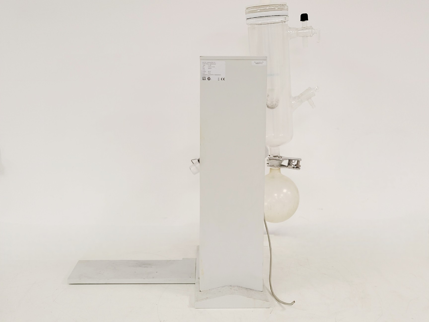 Image of BUCHI R100 Rotovapor, B100 Heating Bath & V-100 Vacuum Pump w/ I-100 Interface