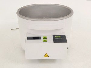 Thumbnail image of BUCHI R100 Rotovapor, B100 Heating Bath & V-100 Vacuum Pump w/ I-100 Interface
