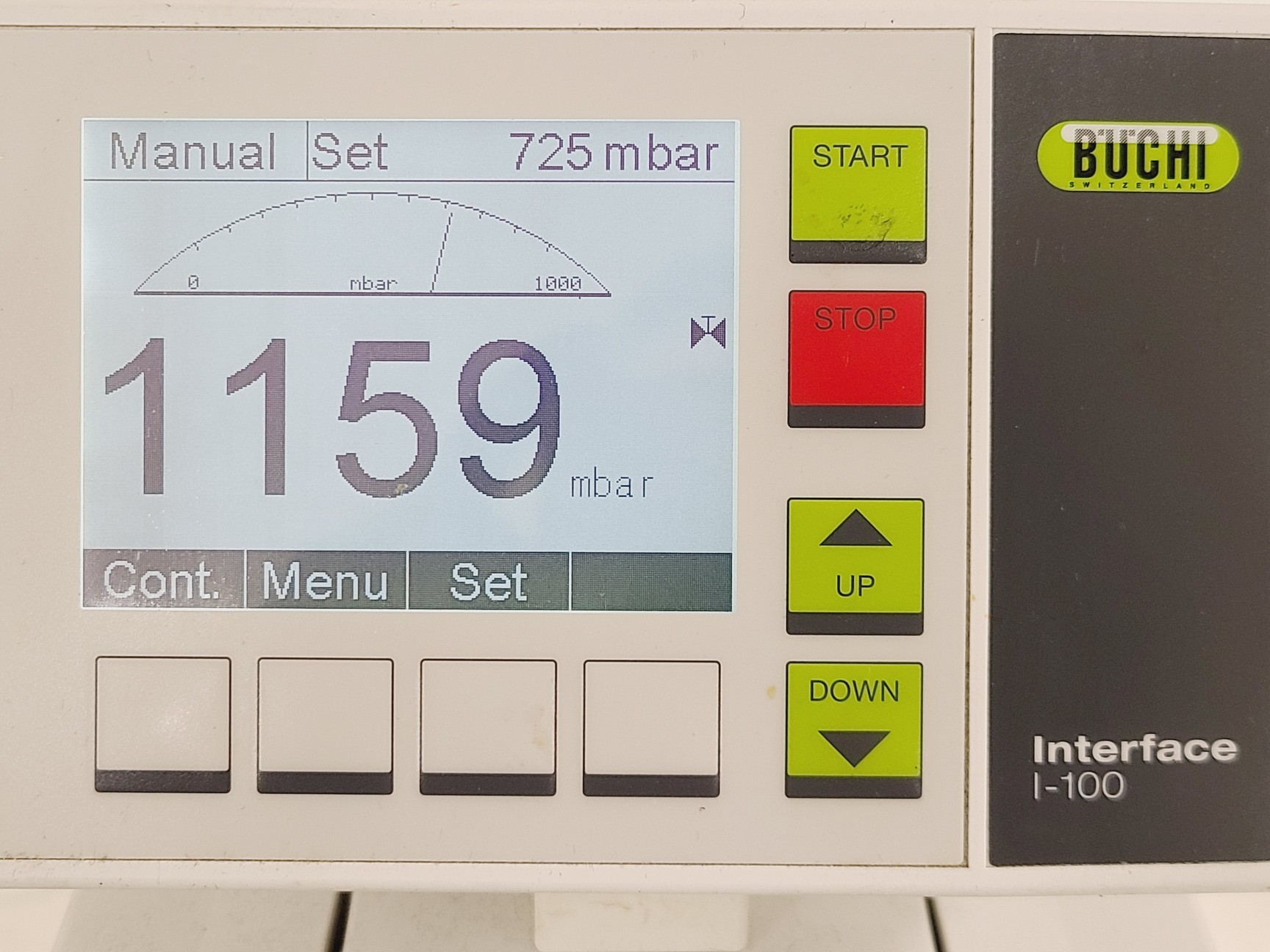 Image of BUCHI R100 Rotovapor, B100 Heating Bath & V-100 Vacuum Pump w/ I-100 Interface