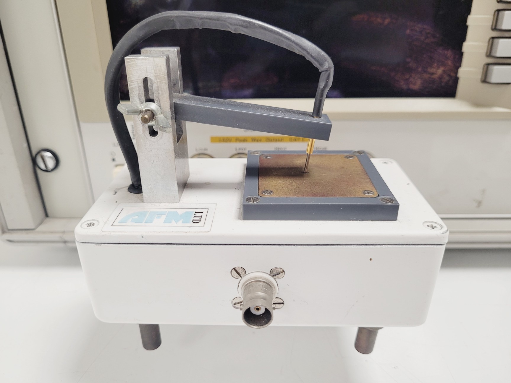 Image of Agilent 4294A Precision Impedance Analyser Lab