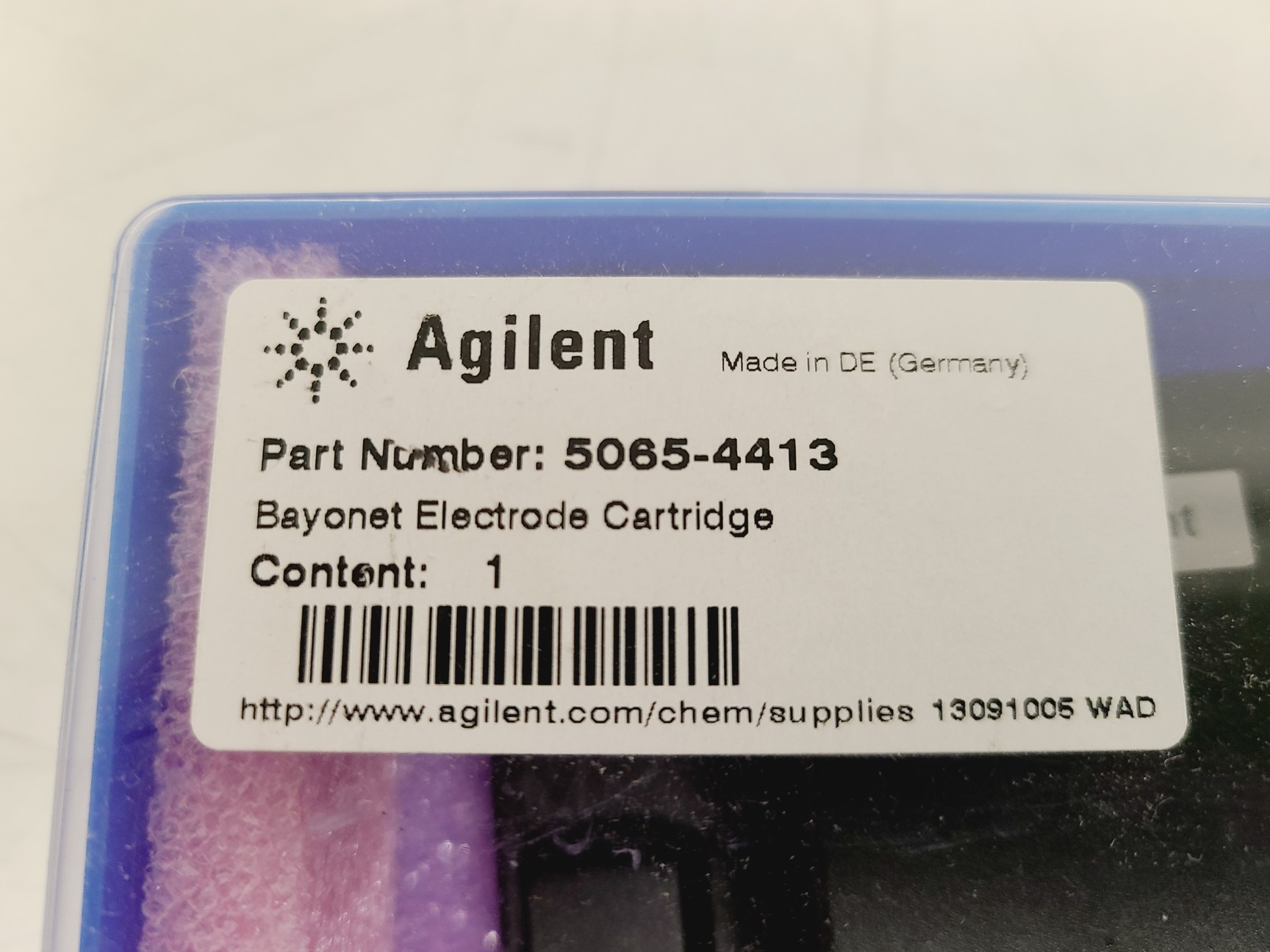 Image of Agilent 2100 Bioanalyzer w/ Software, Test Chips, Tubing & Fittings