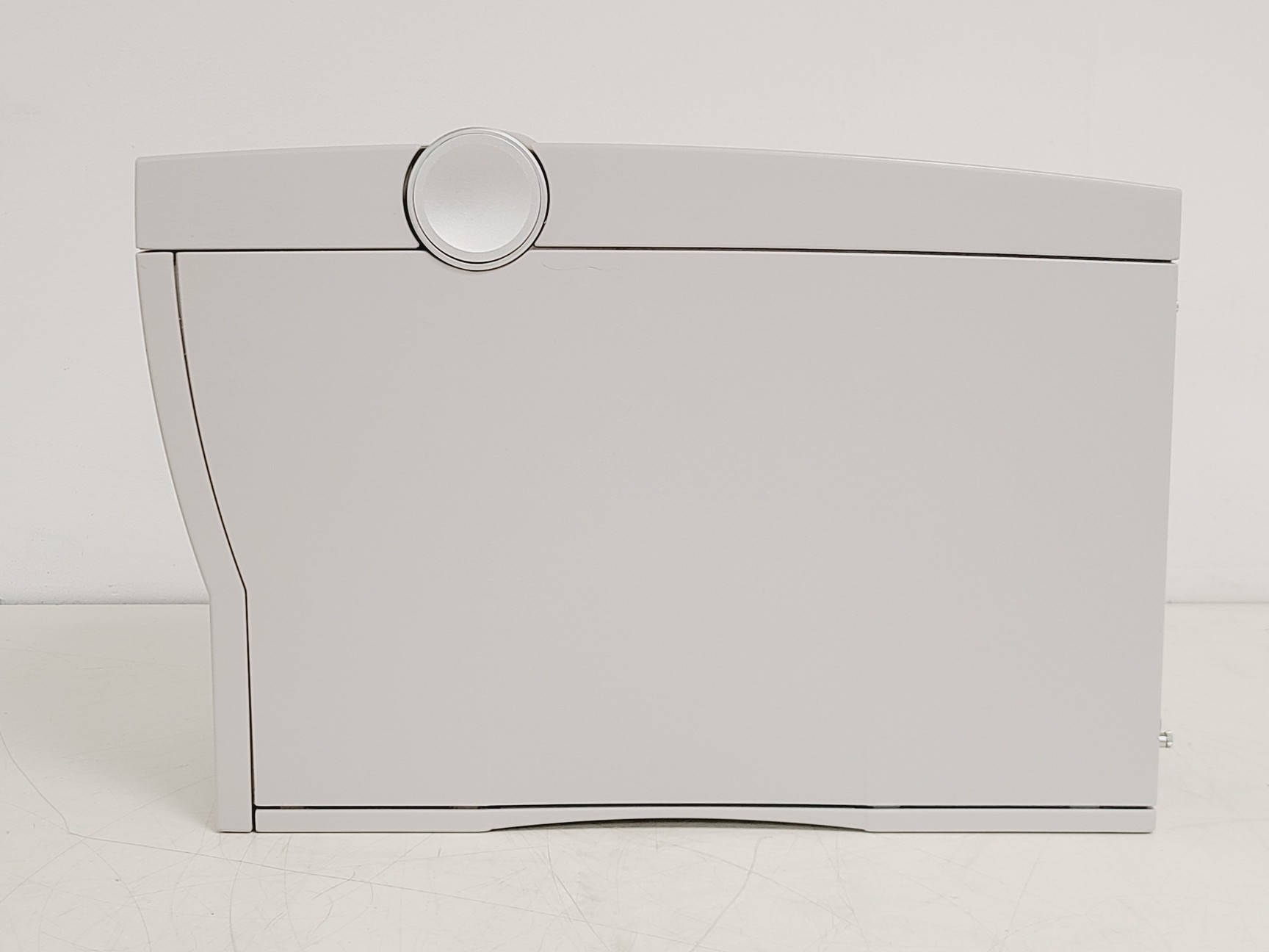 Image of Agilent 2100 Bioanalyzer w/ Software, Test Chips, Tubing & Fittings