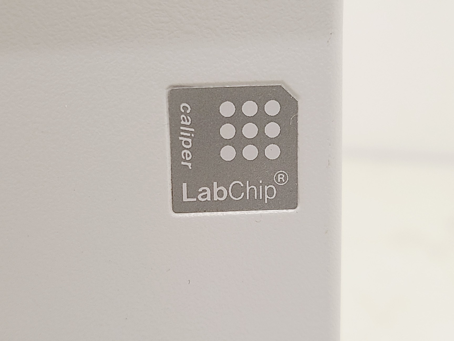 Image of Agilent 2100 Bioanalyzer w/ Software, Test Chips, Tubing & Fittings