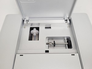 Thumbnail image of Qiagen QIAxcel Connect Electrophoresis Instrument