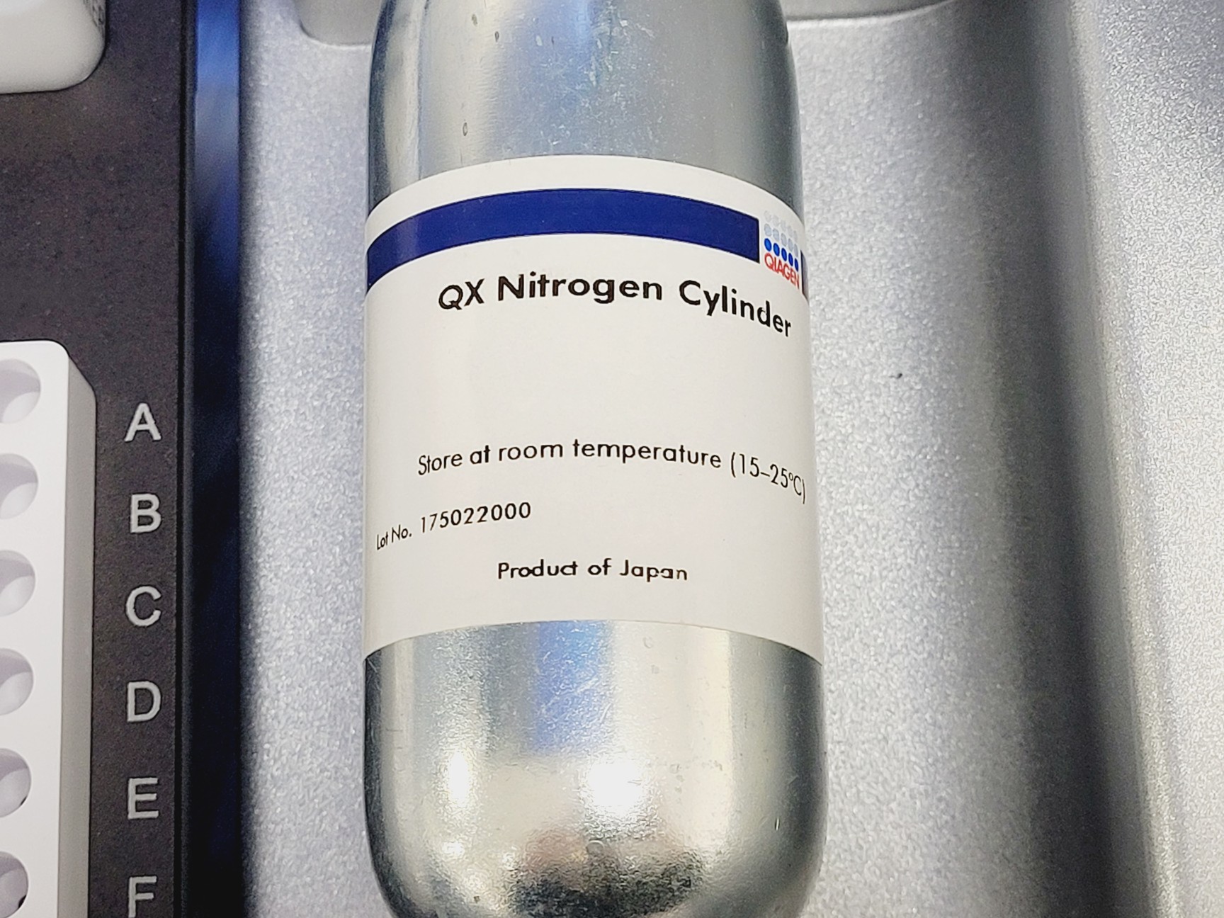 Image of Qiagen QIAxcel Connect Electrophoresis Instrument