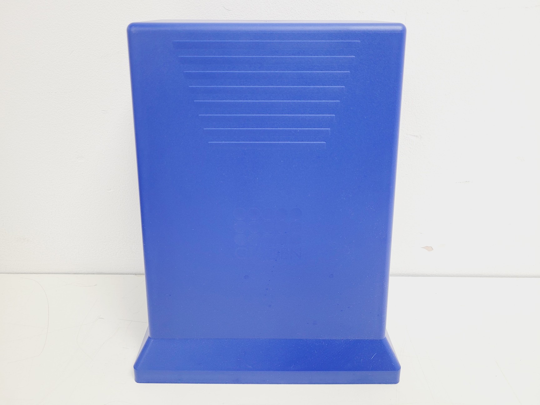 Image of Qiagen QIAxcel Connect Electrophoresis Instrument