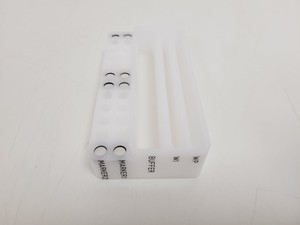 Thumbnail image of Qiagen QIAxcel Connect Electrophoresis Instrument